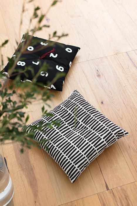 SOU・SOUKyoto Cushion(No.8 Canvas)/Wooden Clappers Brown【※Delivery in 3 weeks】