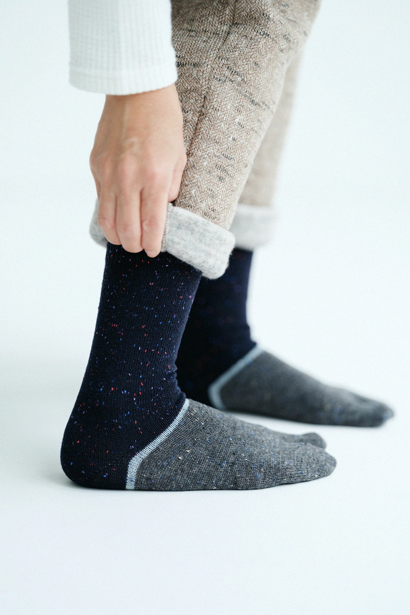 羊毛雙色分趾襪(普通長度)/深藍【男・女性用】