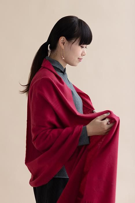 Baby Cash (R) Gauze Stole / Deep Red