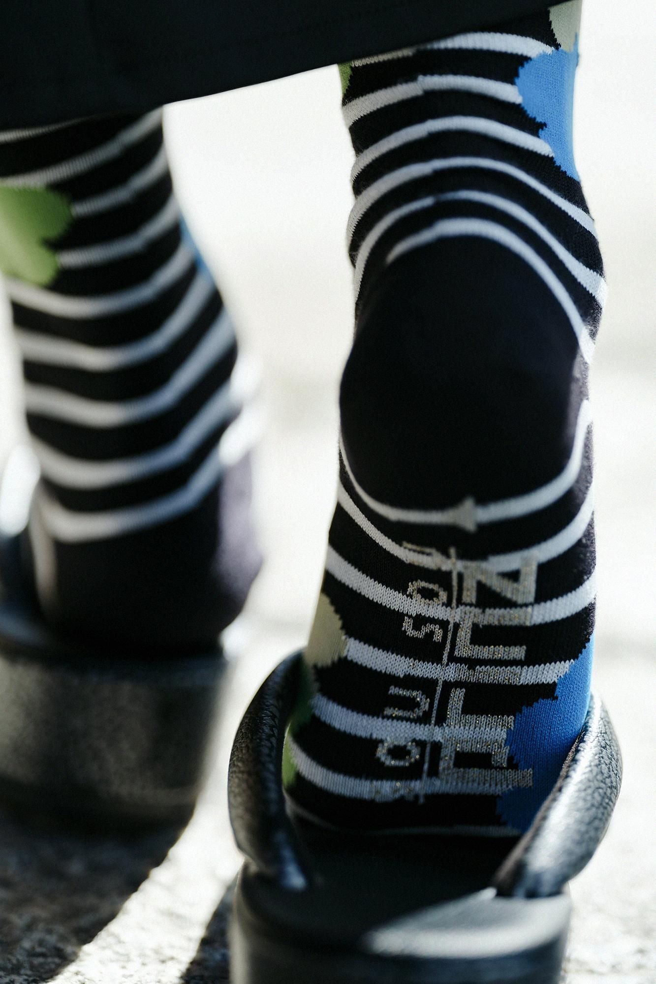 分趾襪(普通長度)/布芝空薔薇 黑色 【男・女性用】