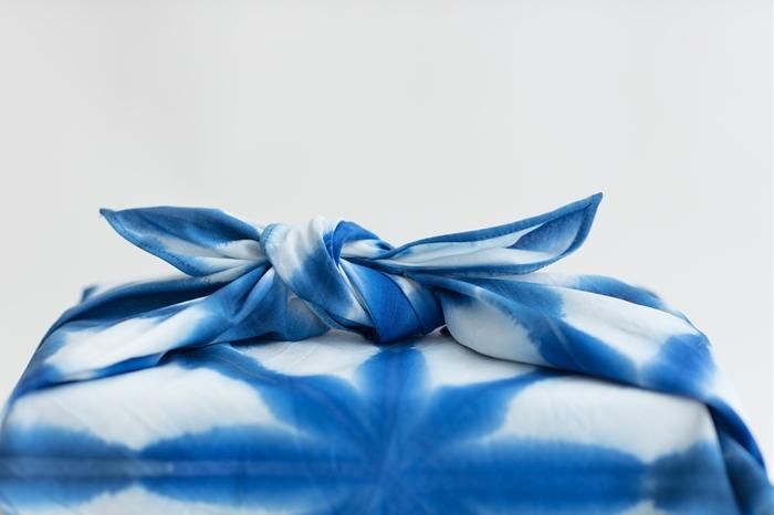 Tabata Tie-dye Furoshiki (Large) / Tabata Snowflakes