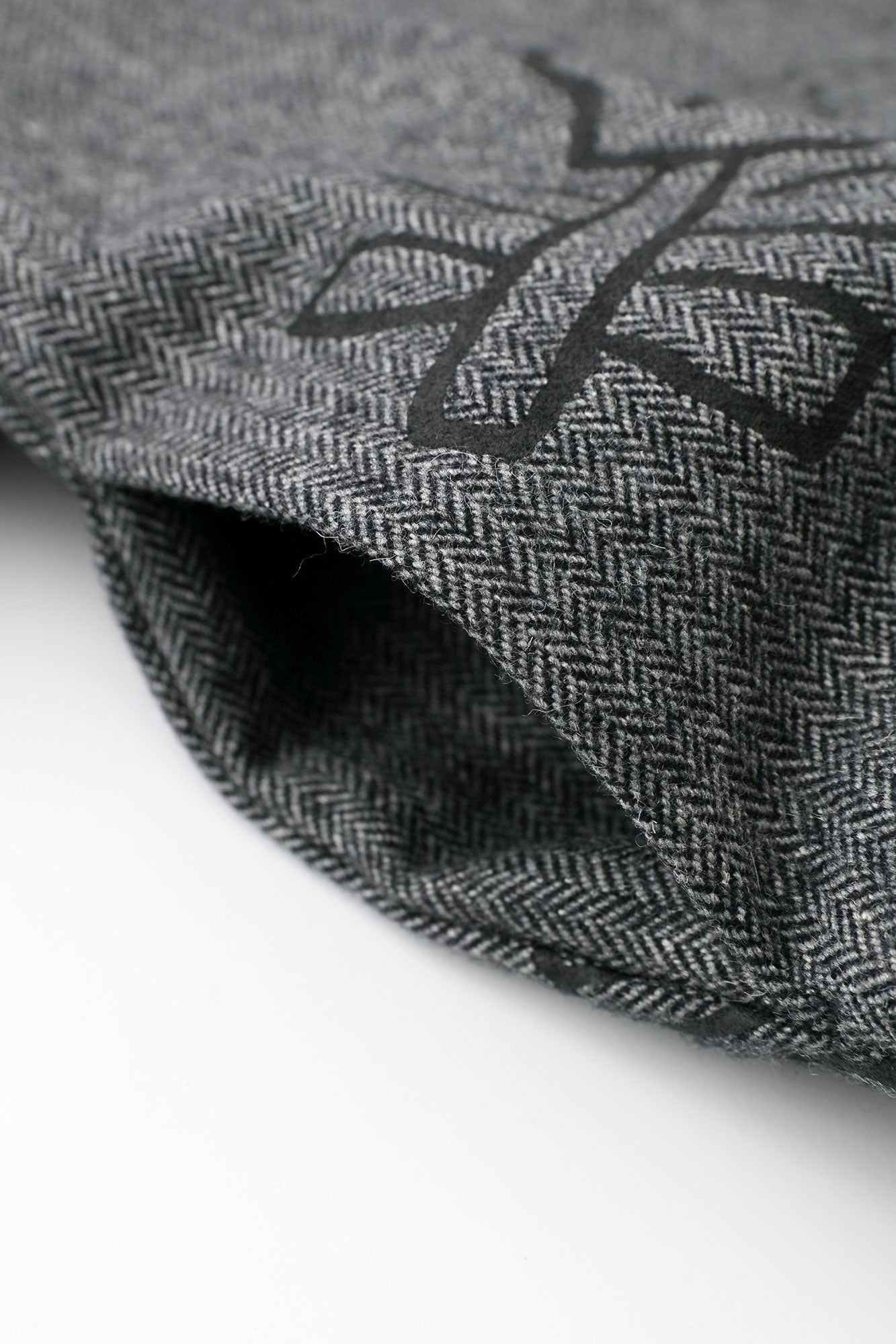 粗花呢 人字形斜紋織 圓弧袖外套 附裡襯/花苗 散花 灰墨色