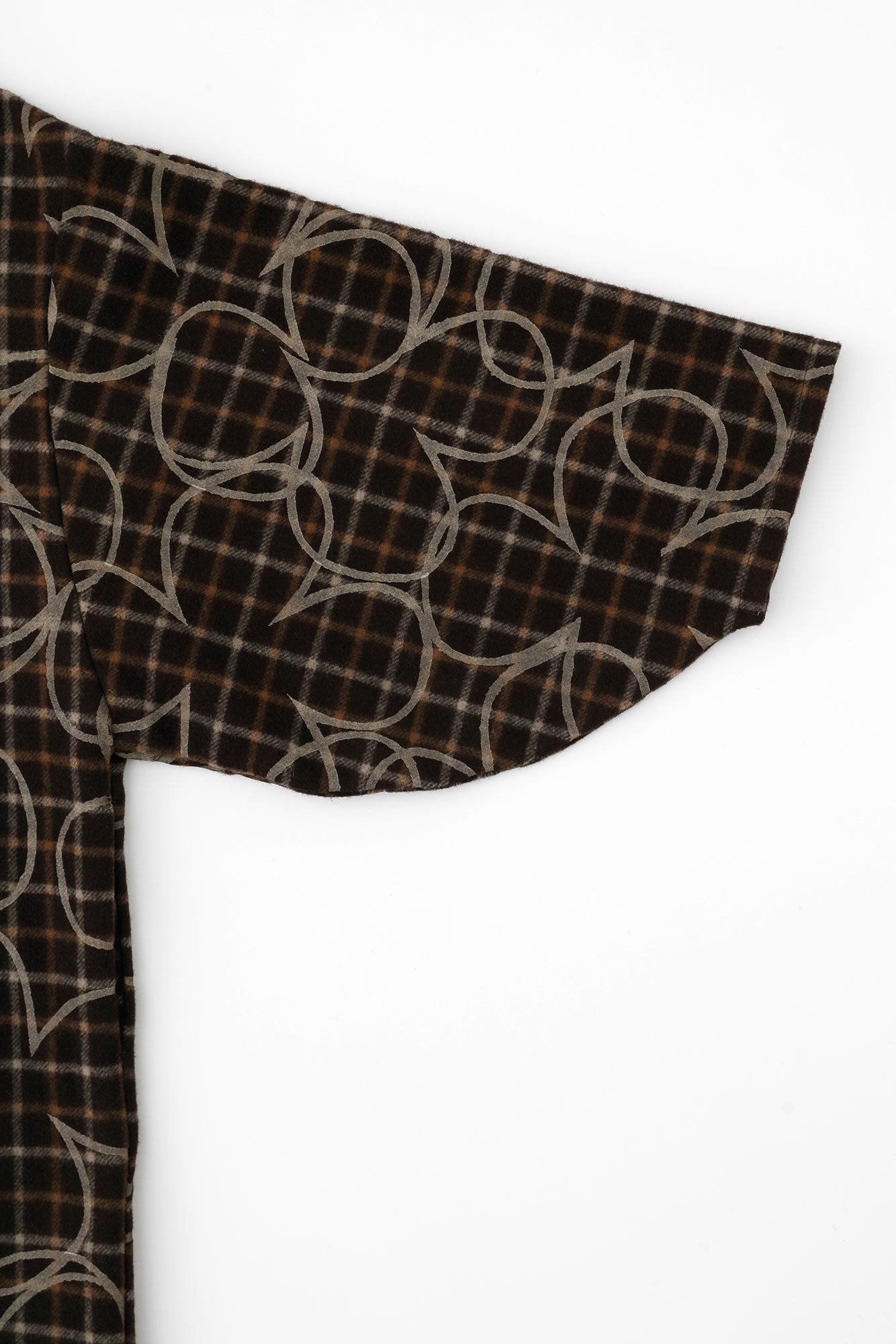 梳毛(そもう) 格子織(こうしおり) 薙刀羽織(なぎなたばおり) 長丈(ながたけ) 袷(あわせ)/しあわせ 憲法色(けんぽういろ)