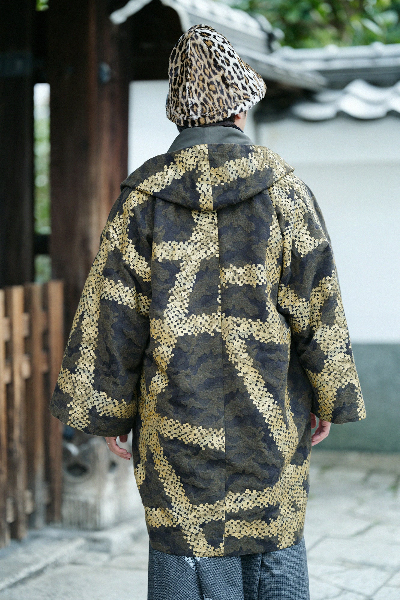 羊毛緹花 頭巾外套 附襯裡/五花大綁