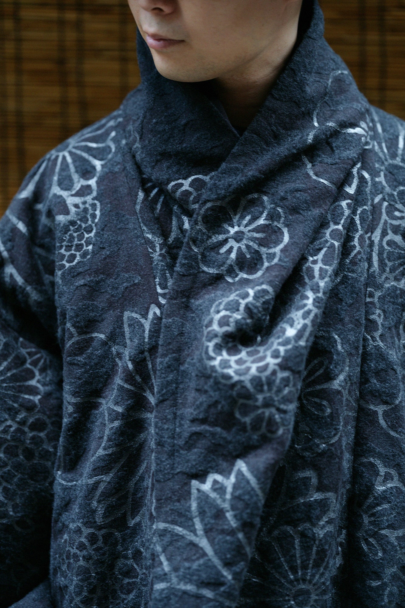 羊毛緹花 頭巾外套 附襯裡/金襴緞子