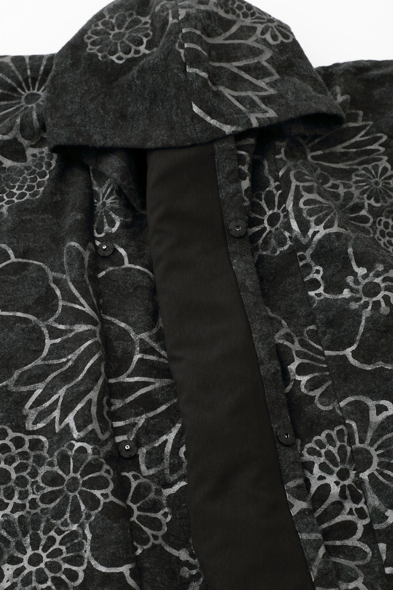 蟒蛇连帽斗篷 (Hitoe) / Choji Nezu