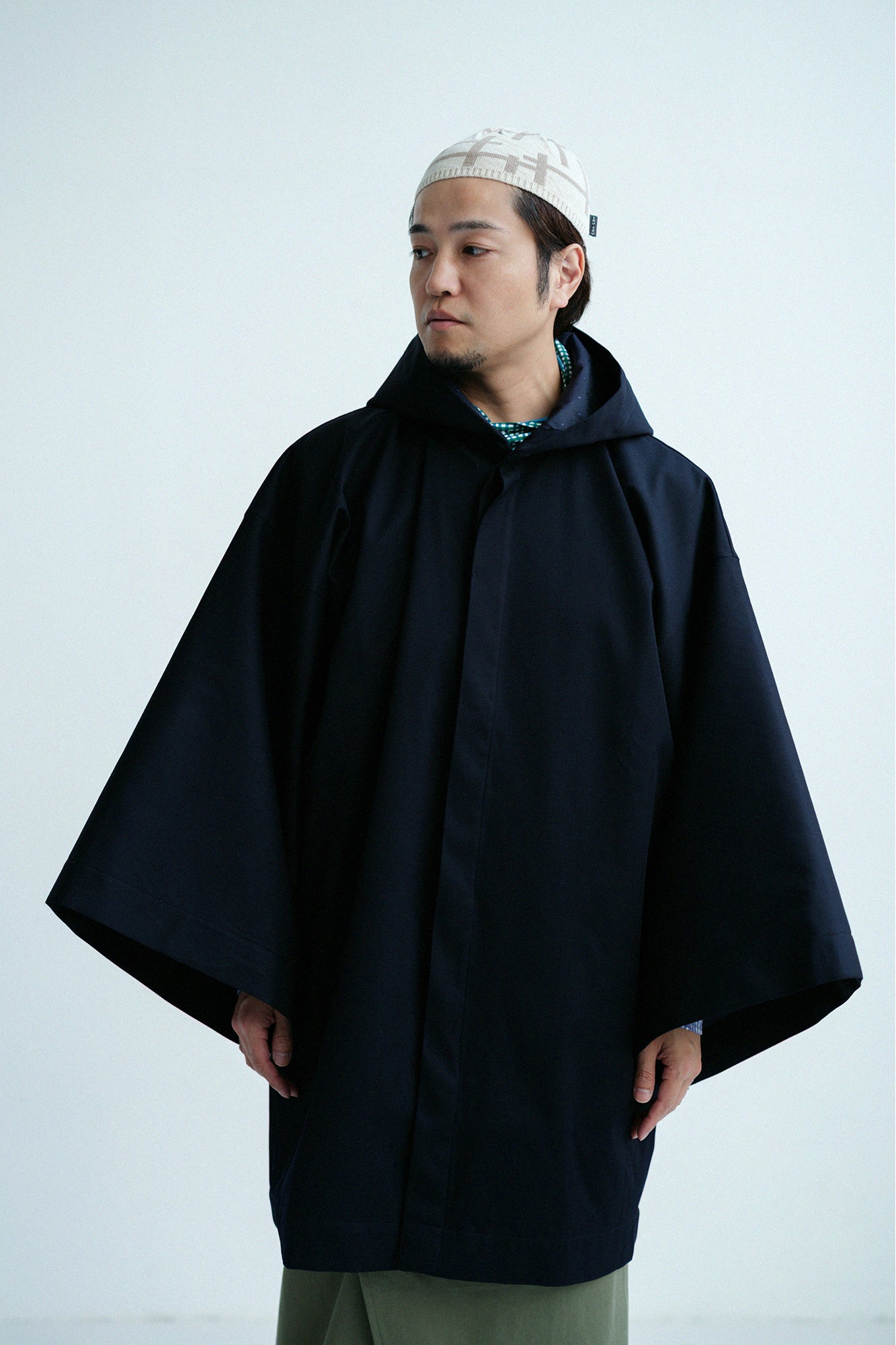遮風(しゃふう) 舶来織(はくらいおり) 角袖頭巾外套(かくそでずきんがいとう) 袷(あわせ)/深紺(しんこん)