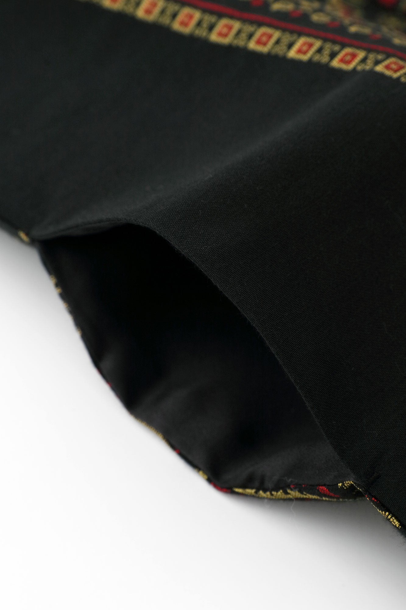 Kiryu Jacquard Bi-color Sleeve Tight Sleeve Hanten Jacket with Lining / Black×Gorgeous