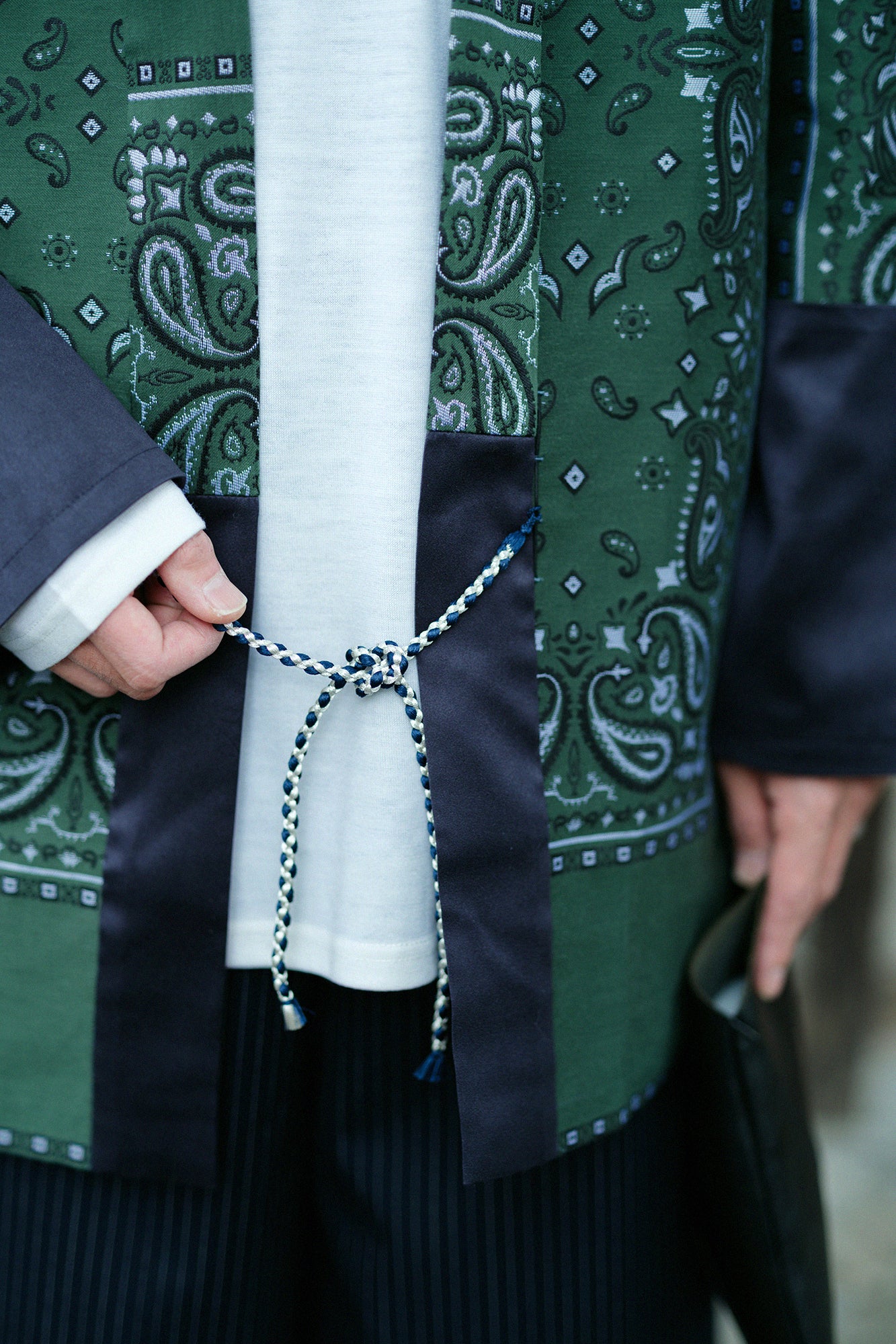 Kiryu Jacquard Bi-color Sleeve Tight Sleeve Hanten Jacket with Lining / Blue Green×Gorgeous