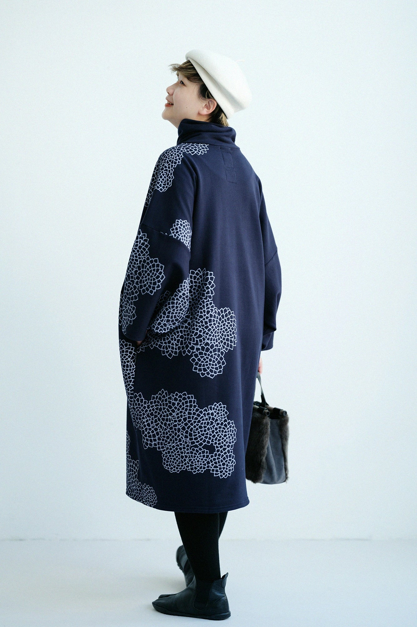 Fleece Turtle Neck Naginata Rectangular Dress / Chrysanthemum in Clouds and Blank Dark Blue