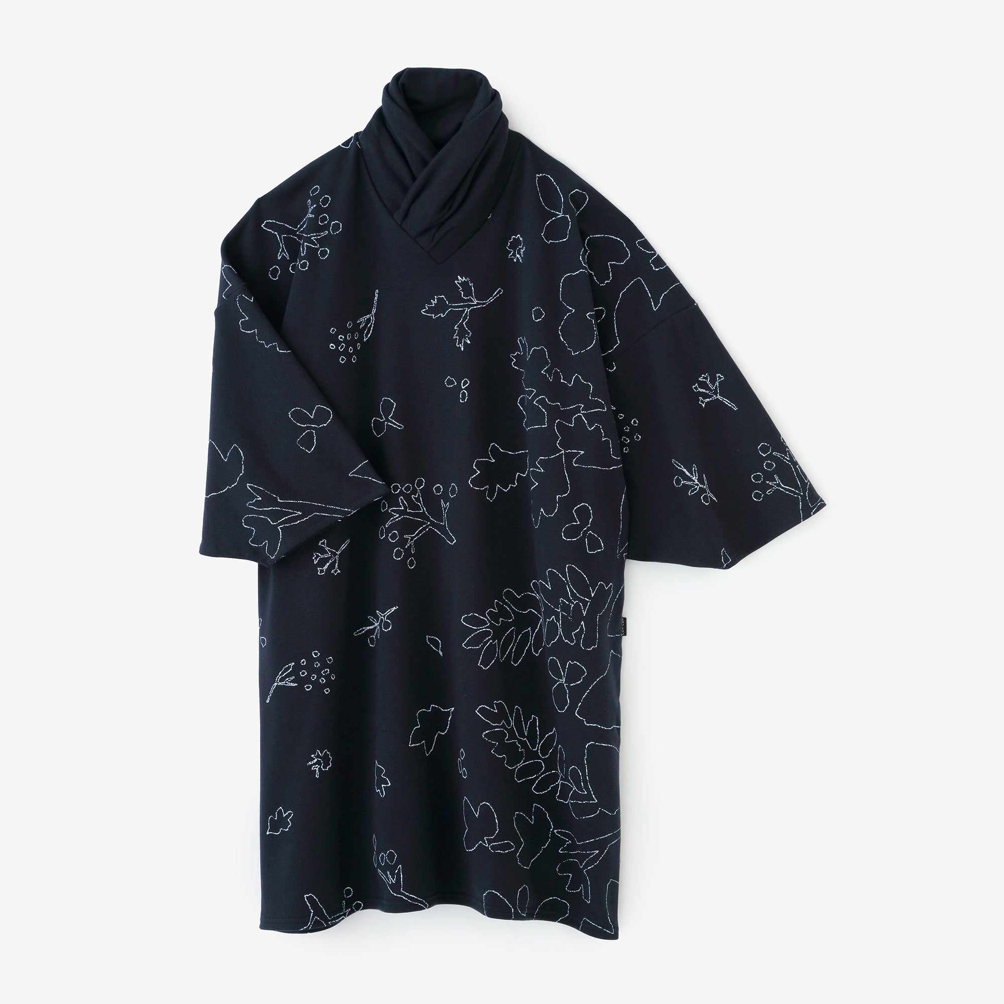 內抓毛 高領圓弧袖長方形洋裝/里山 搖曳 深藍色