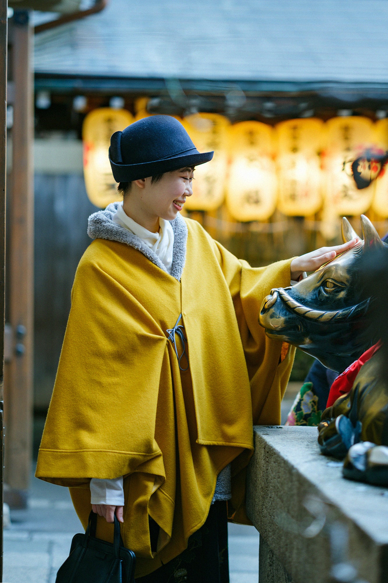 ウールメルトン きさらぎ/芥子色(からしいろ)