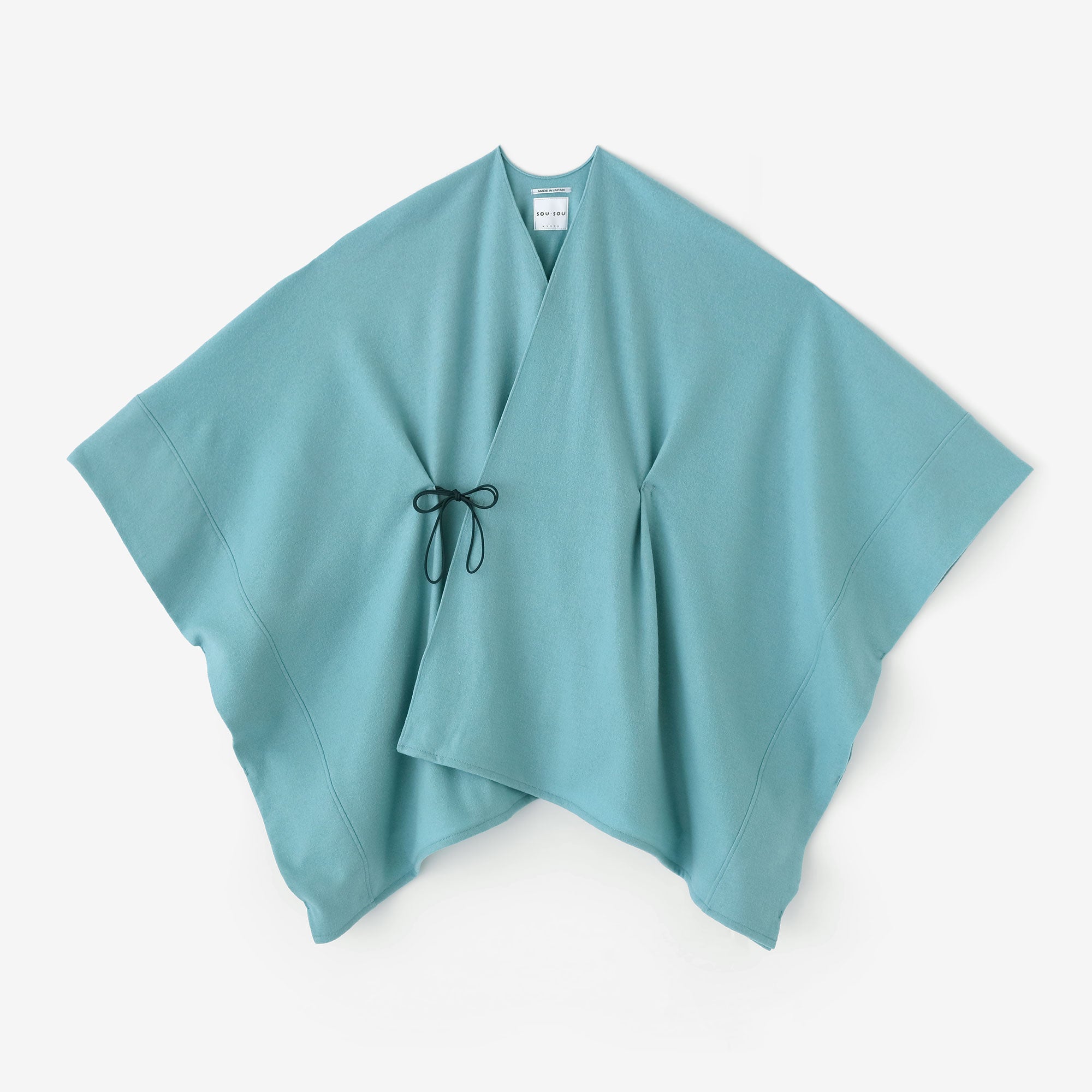 Combed Yarn Felted Knit Kisaragi Poncho / Pale Water Blue