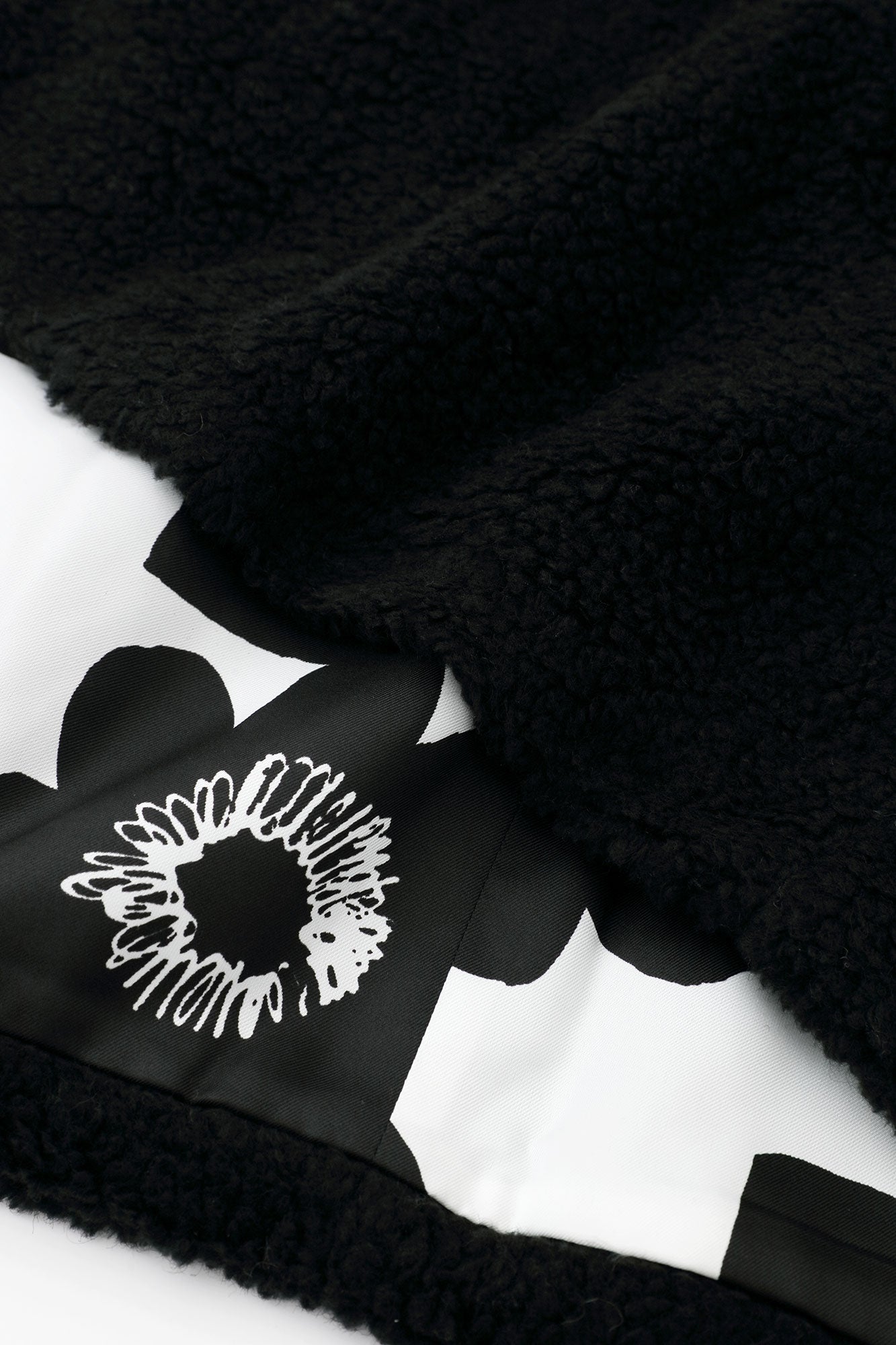 Boa Saya Vest with Lining / Black×Imayo