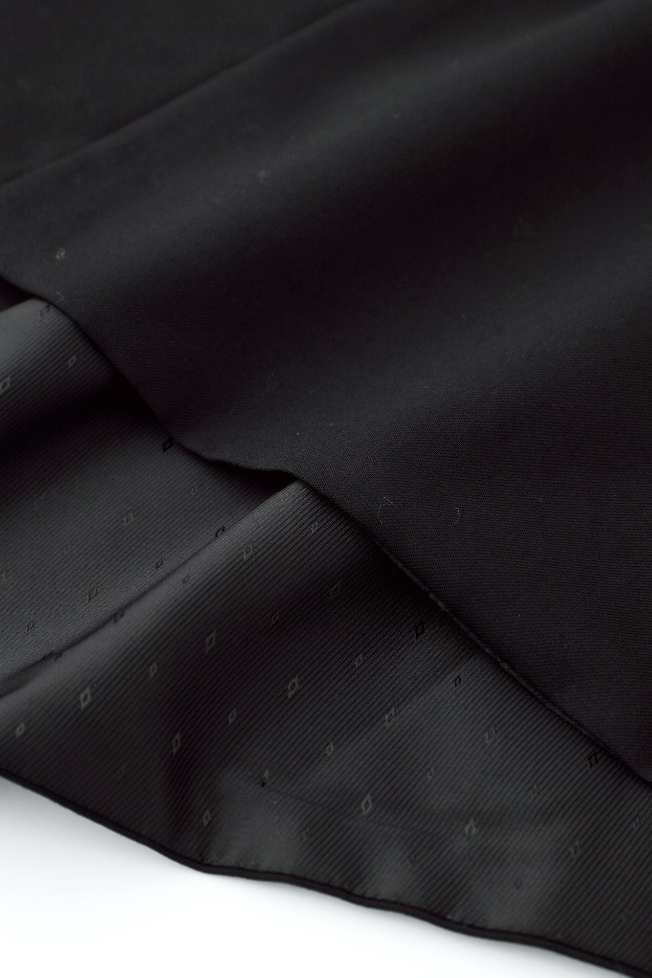 42双 梳毛(そもう) 宮中袖(きゅうちゅうそで) 袷(あわせ)/濡羽色(ぬればいろ)