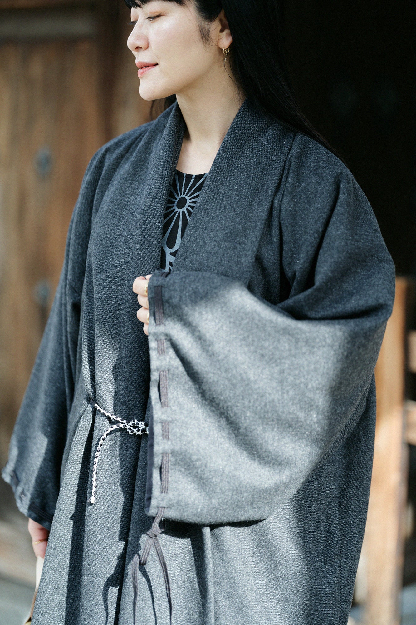 尾州粗花呢 宮中袖外套 中長 附裡襯/灰炭色