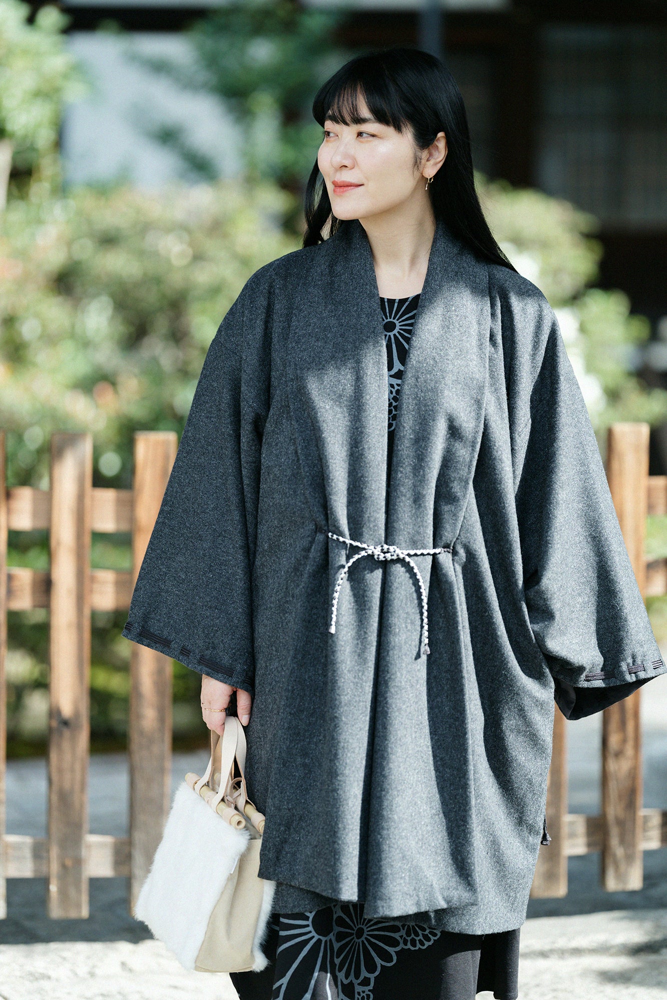 尾州粗花呢 宮中袖外套 中長 附裡襯/灰炭色