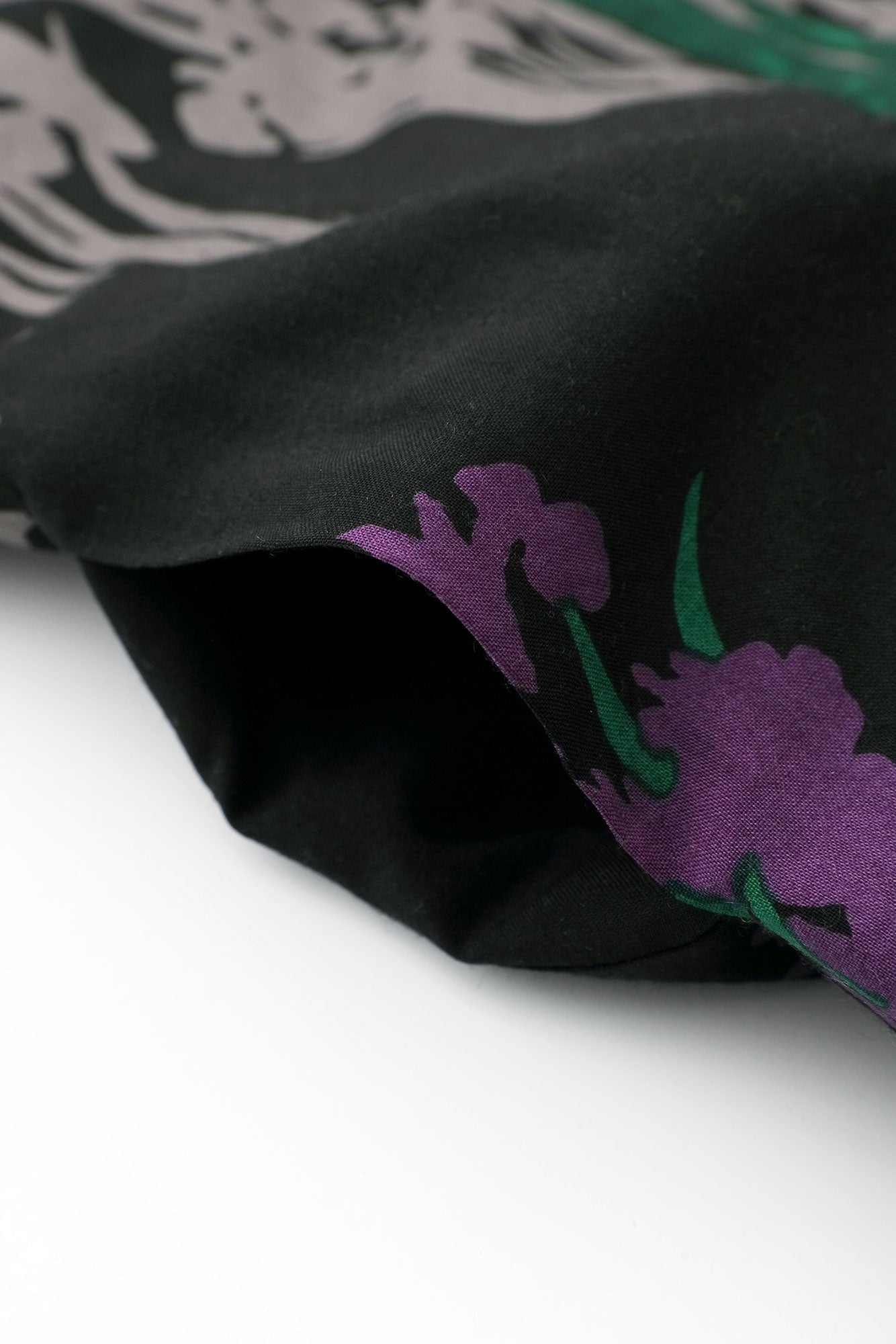 モスリン 宮中袖(きゅうちゅうそで) 可逆(かぎゃく)/風神雷神(ふうじんらいじん)×光琳(こうりん) 燕子花図屏風(かきつばたずびょうぶ) 写し(うつし)