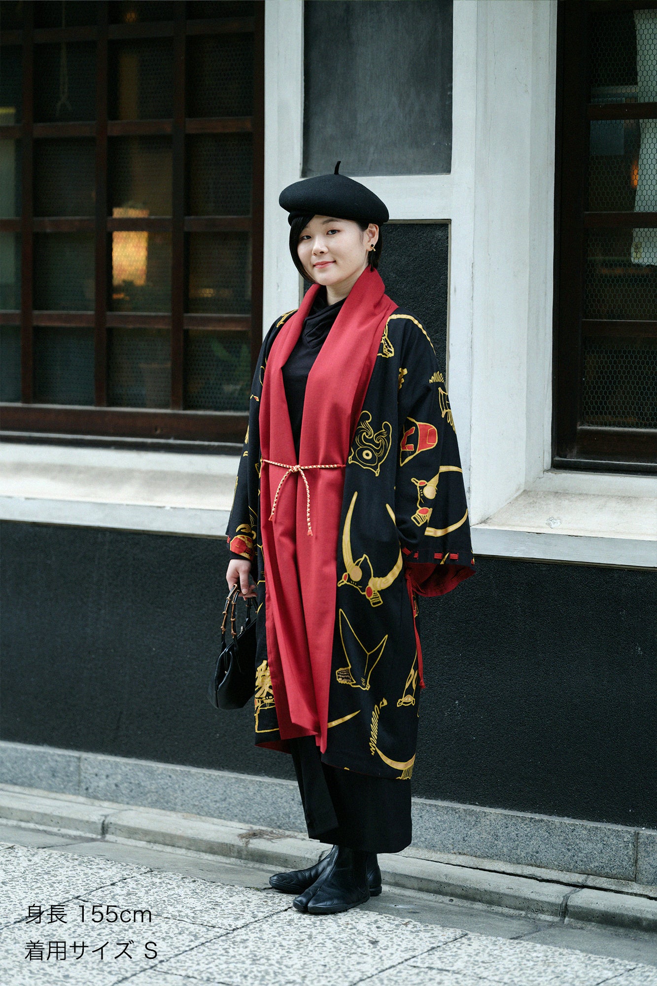 モスリン 宮中袖(きゅうちゅうそで) 可逆(かぎゃく)/臙脂色(えんじいろ)×兜(かぶと)