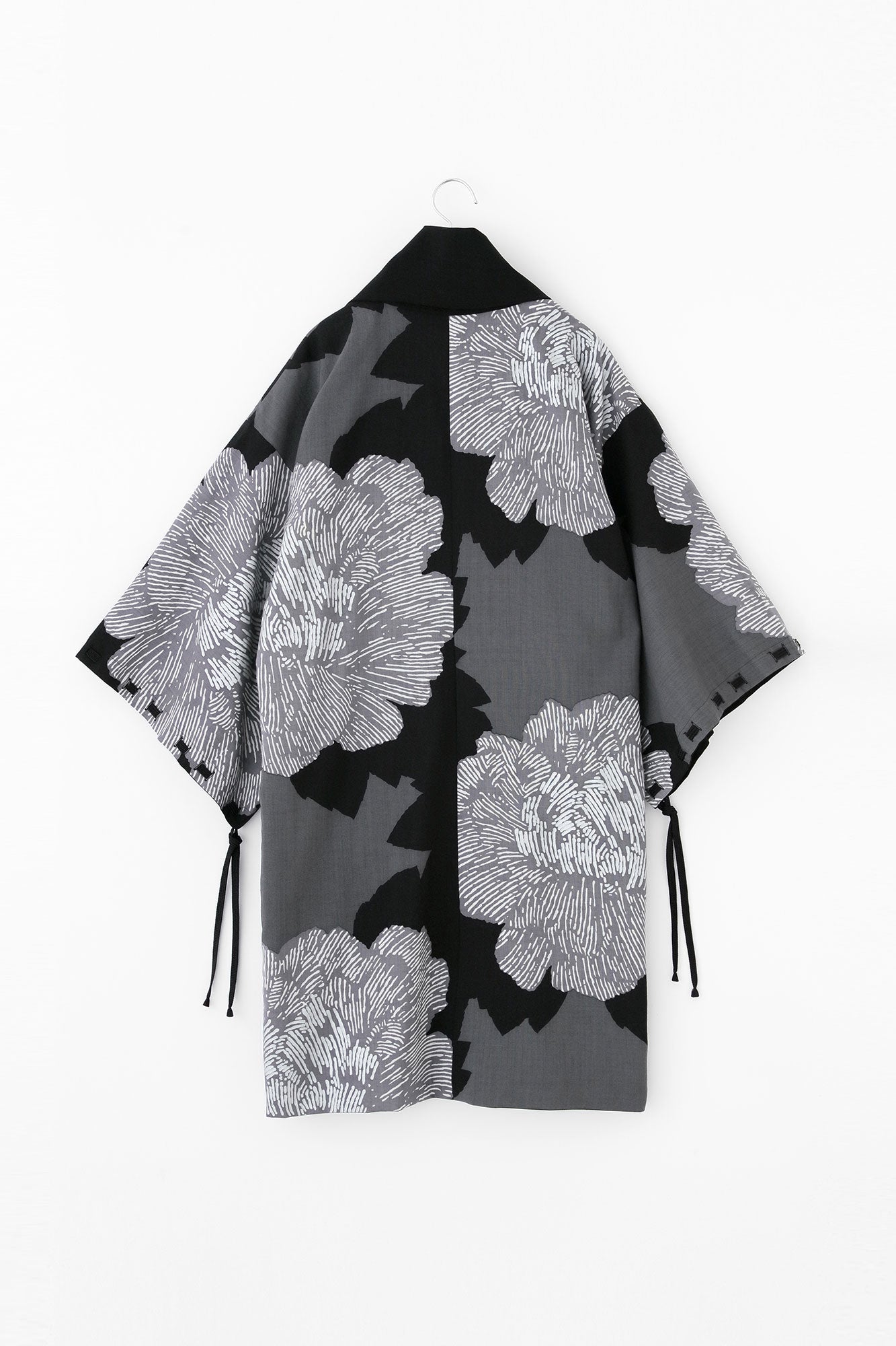 Combed Yarn×Muslin Wool Rectangular Sleeve Coat Reversible / Black×Peony