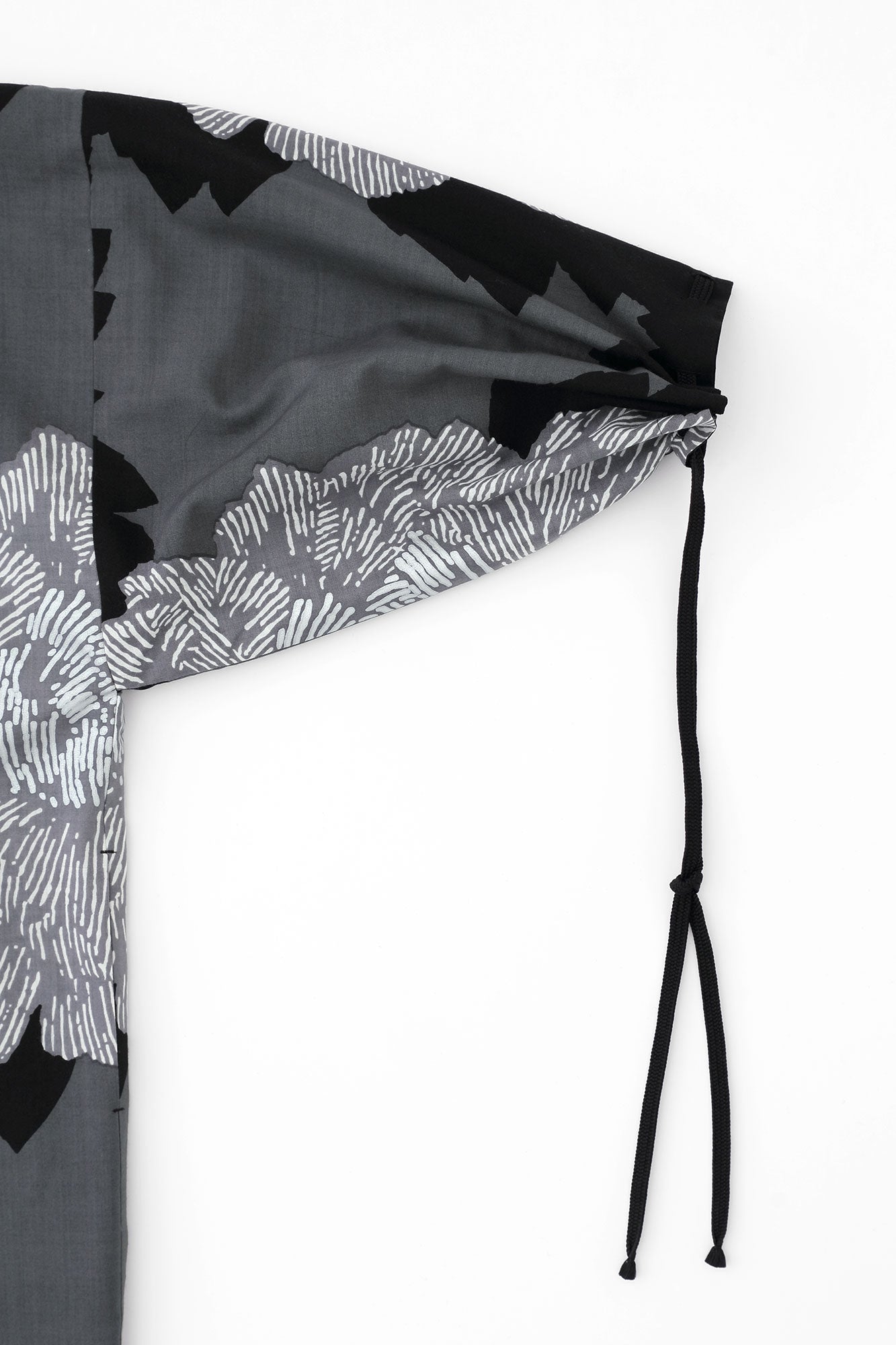 Combed Yarn×Muslin Wool Rectangular Sleeve Coat Reversible / Black×Peony