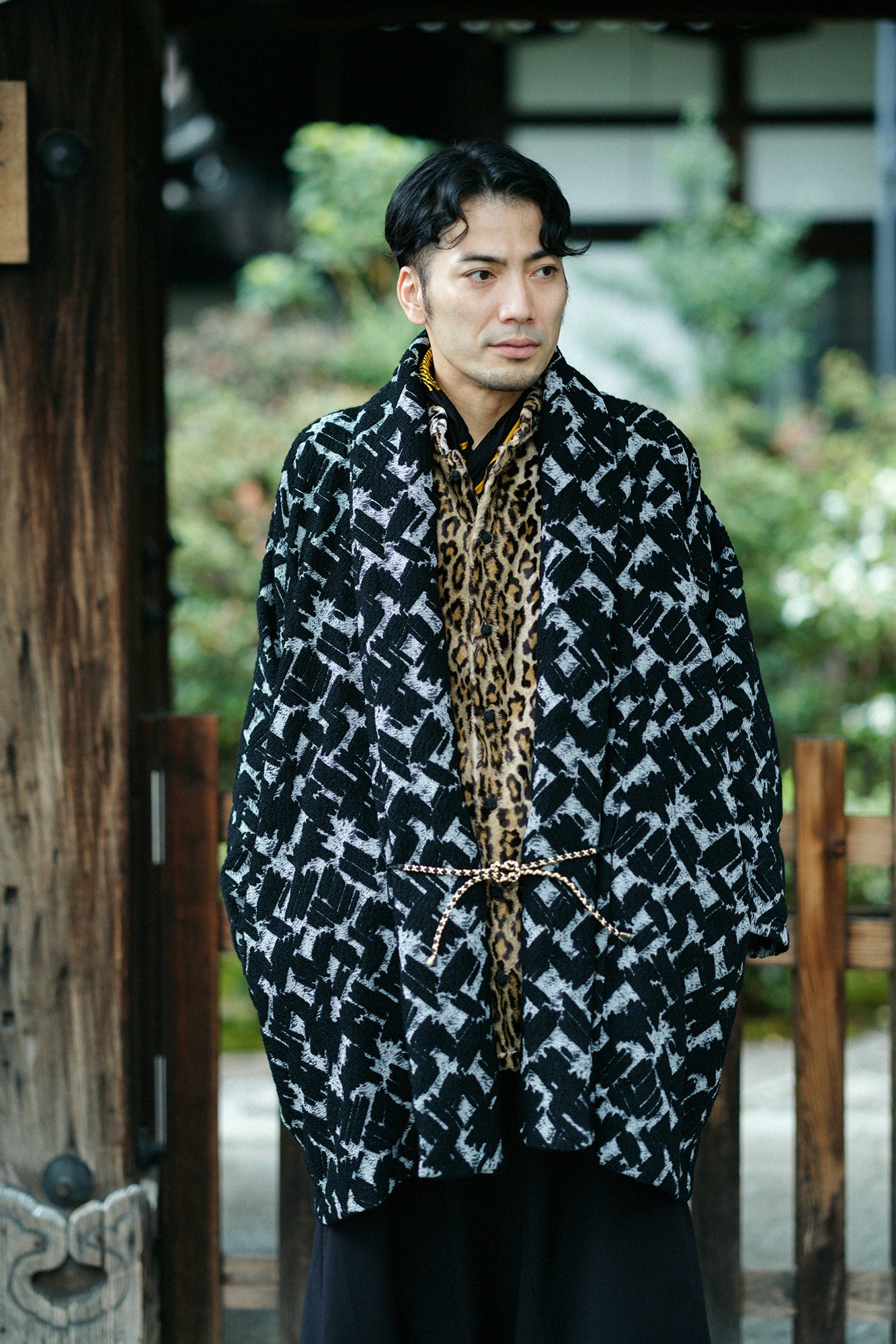 ウールジャカール もじり袖 短衣(たんい) 単(ひとえ)/濡羽色(ぬればいろ)