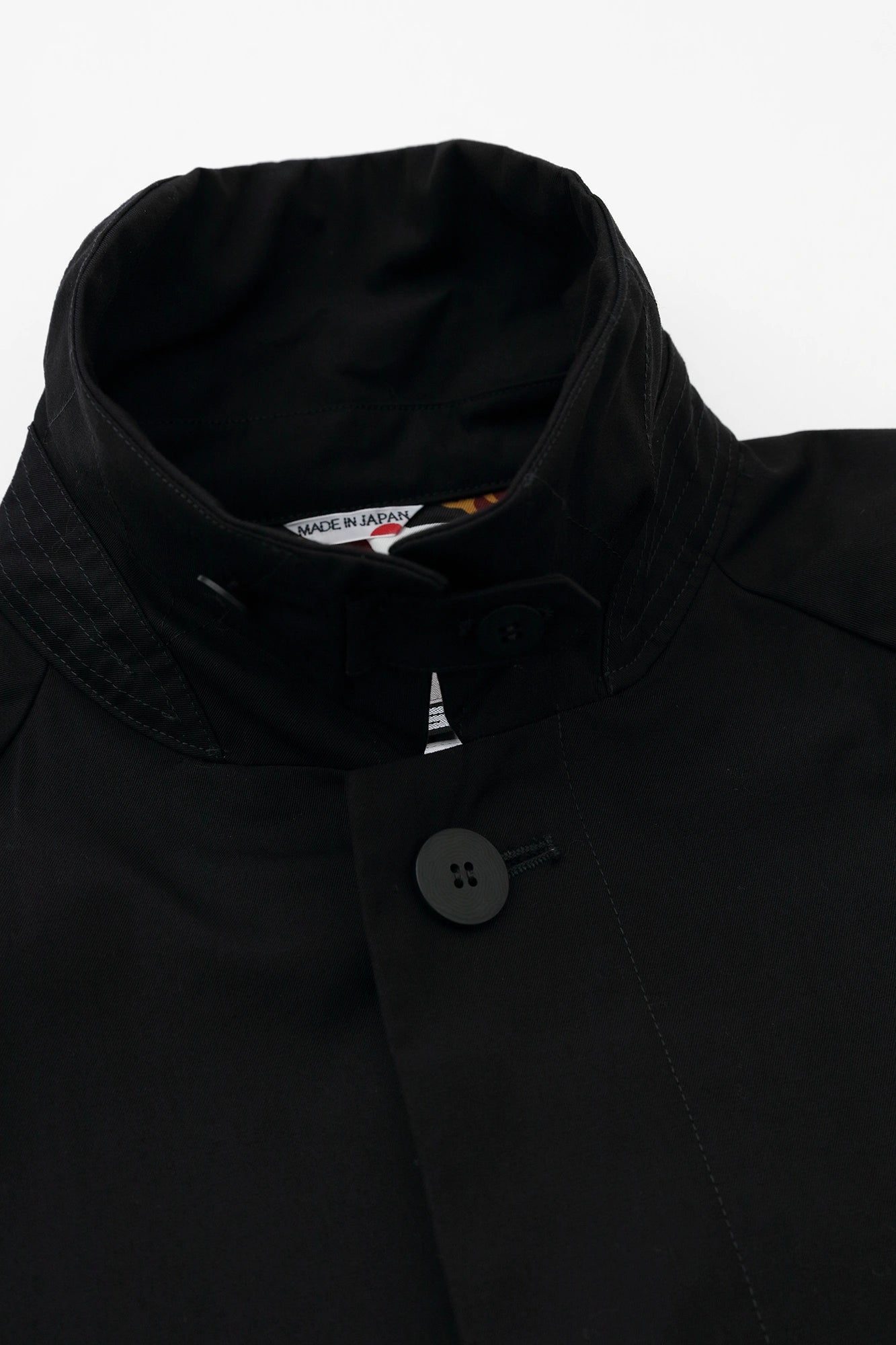 撥水 シャンブレー織 角袖ステンカラーコート/黒紺(くろこん)×金襴緞子(きんらんどんす)