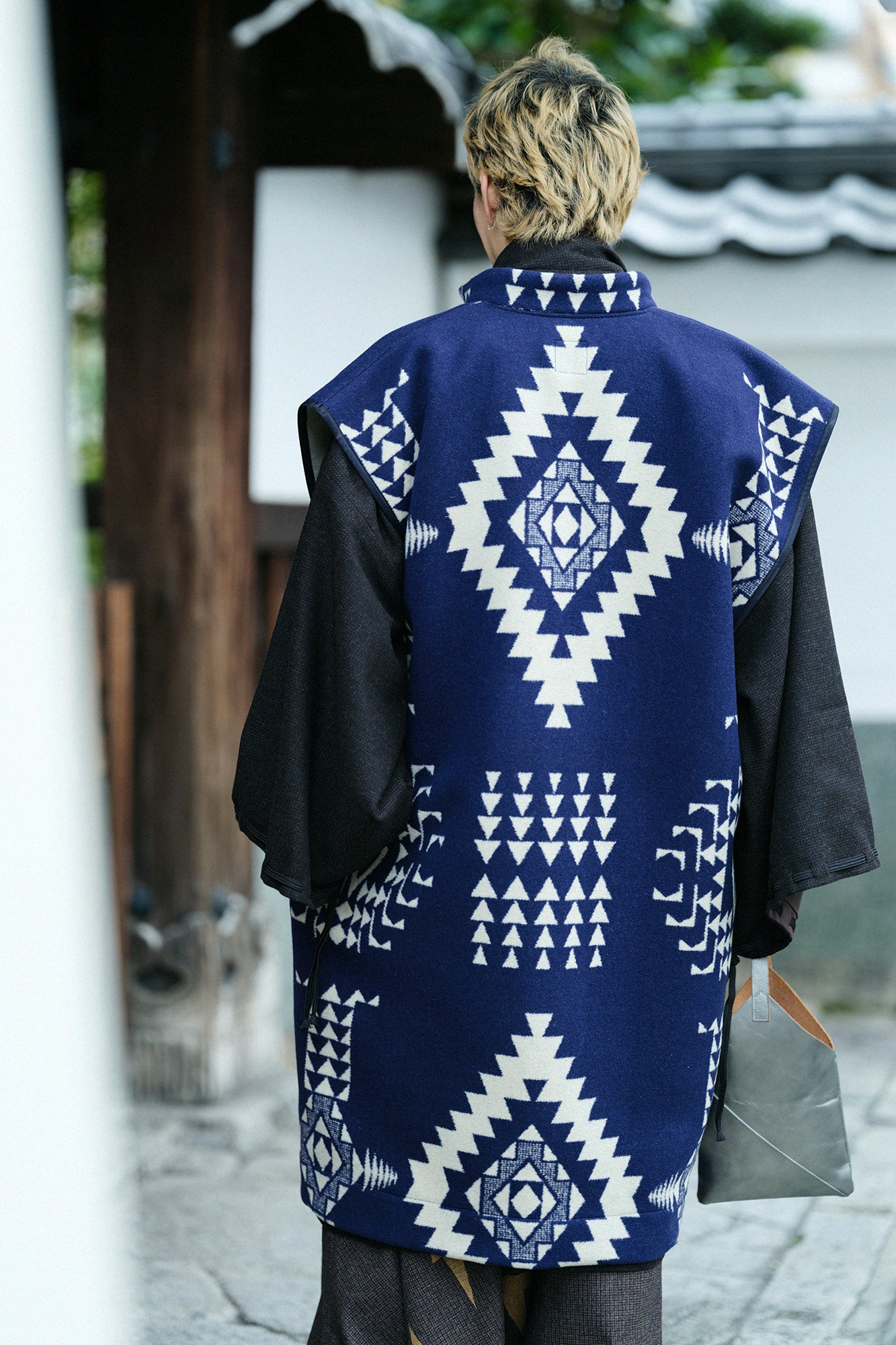 나가진바오리 까마귀 (Nagajinbaori Karasu) /빨강색(Enjiro) x간지가라매