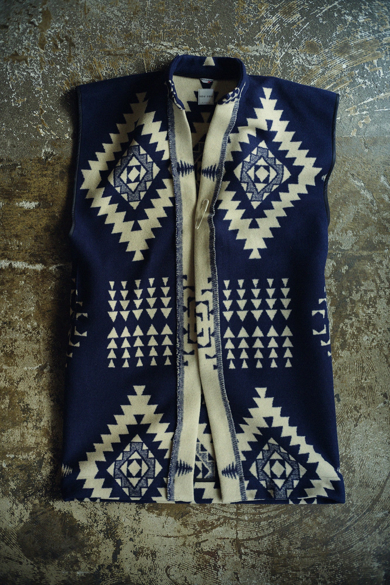 Nagajinbaori Krähe/Bernsteinfarbe x Ganjigarame