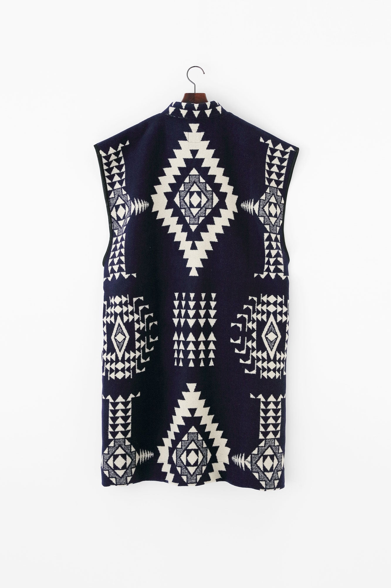 나가진바오리 까마귀 (Nagajinbaori Karasu) /빨강색(Enjiro) x간지가라매