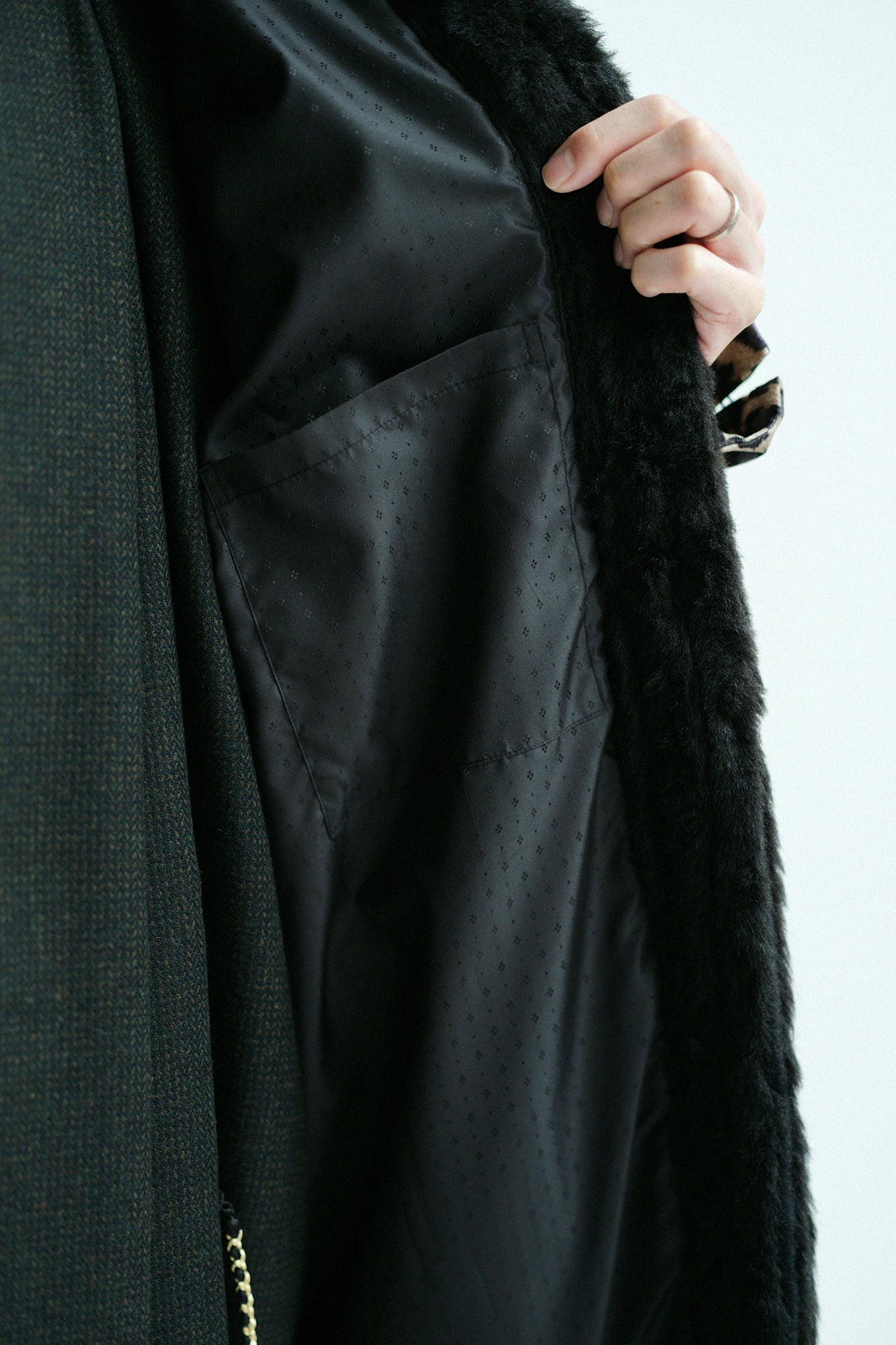 人造毛皮 畝 長陣羽織 附襯裡/黑色