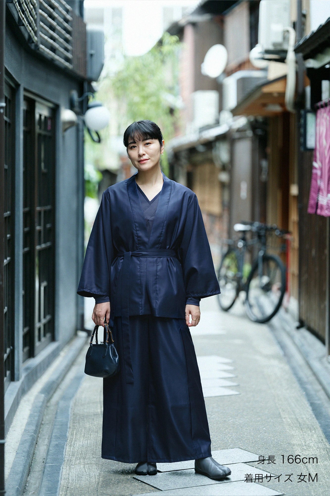 シルクウール 格子織(こうしおり) 短羽織(たんばおり) 袷(あわせ)/濃紺(のうこん)