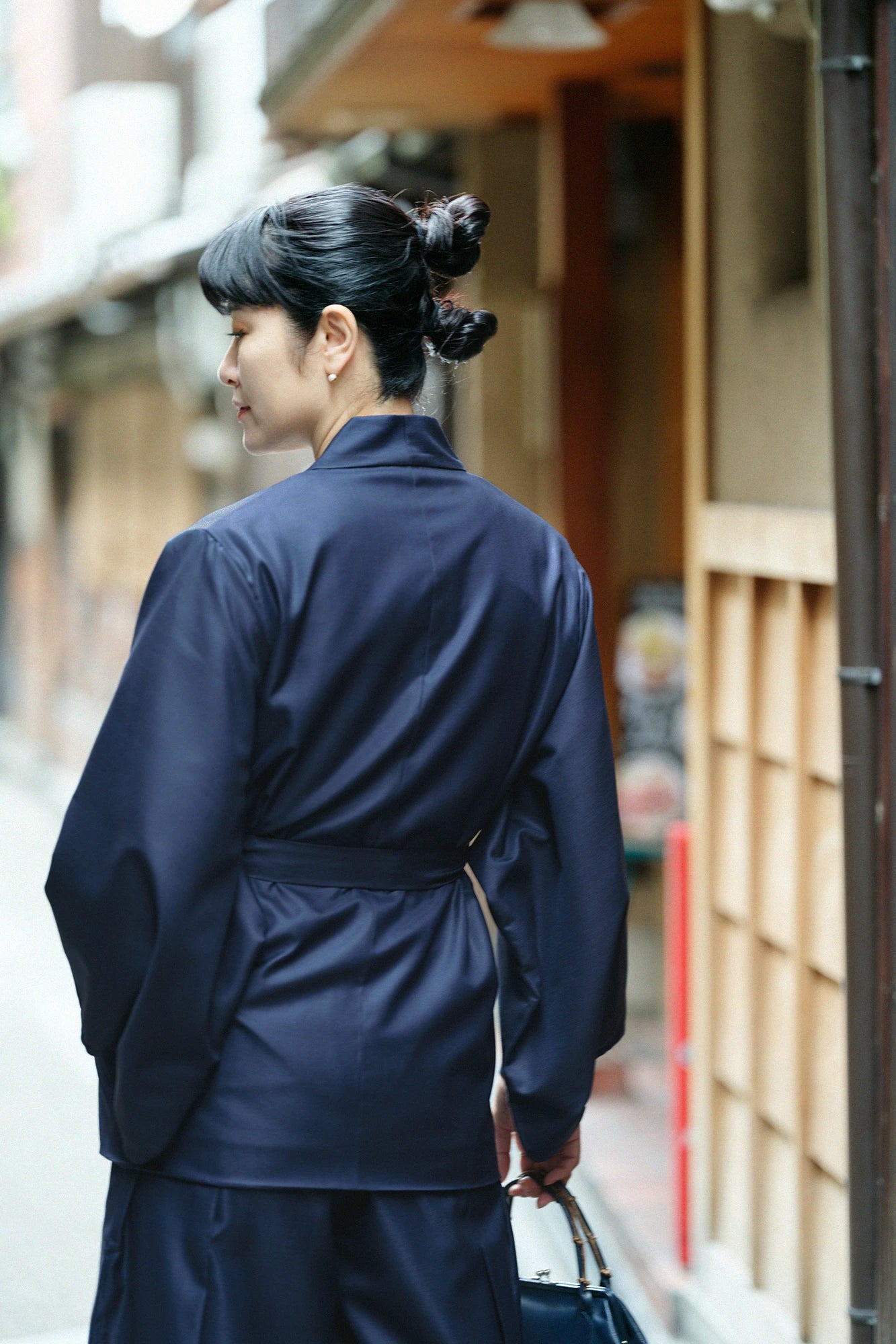 シルクウール 格子織(こうしおり) 短羽織(たんばおり) 袷(あわせ)/濃紺(のうこん)