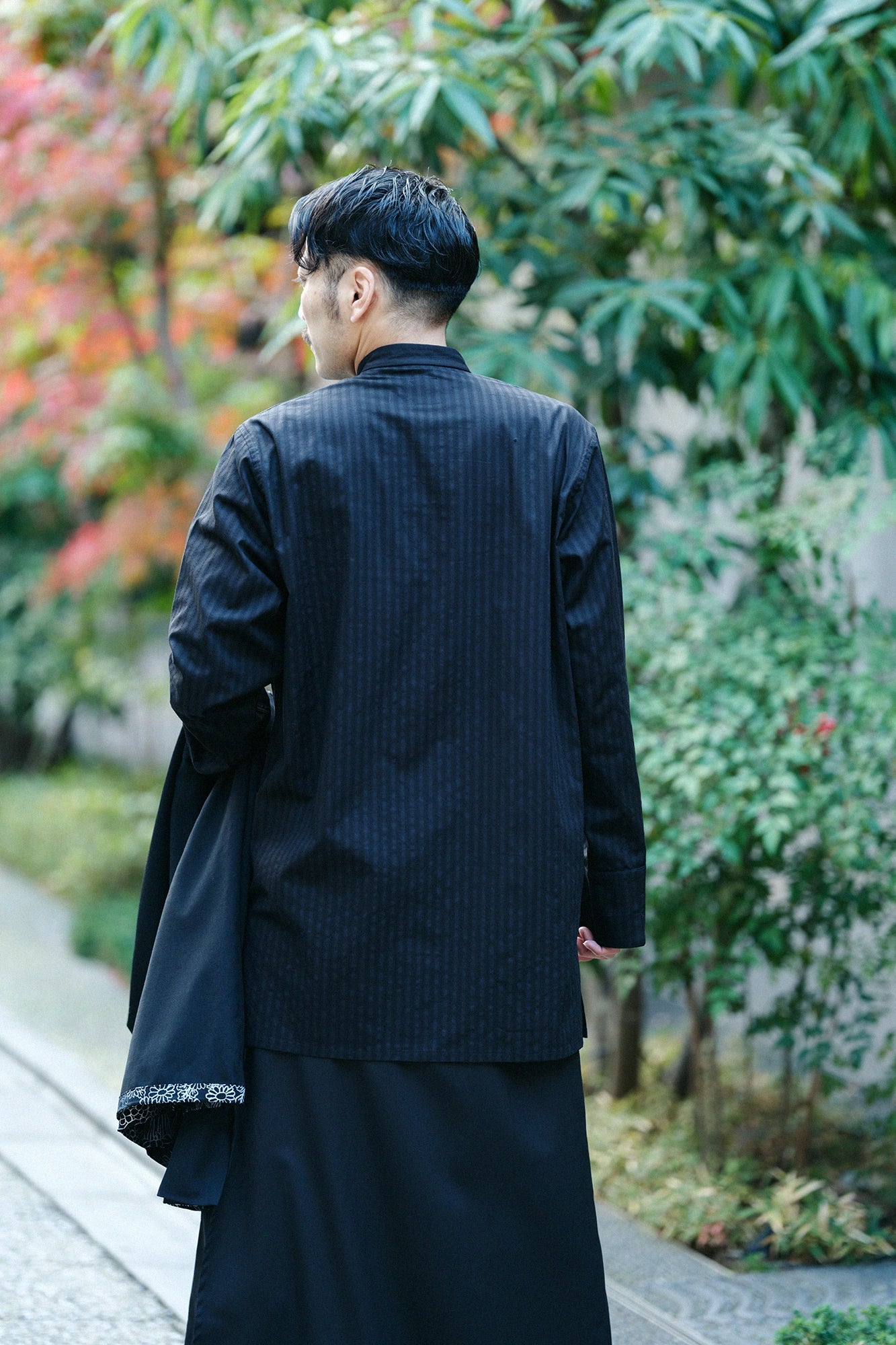 紗羅編織 圓領長襯衣/黑色