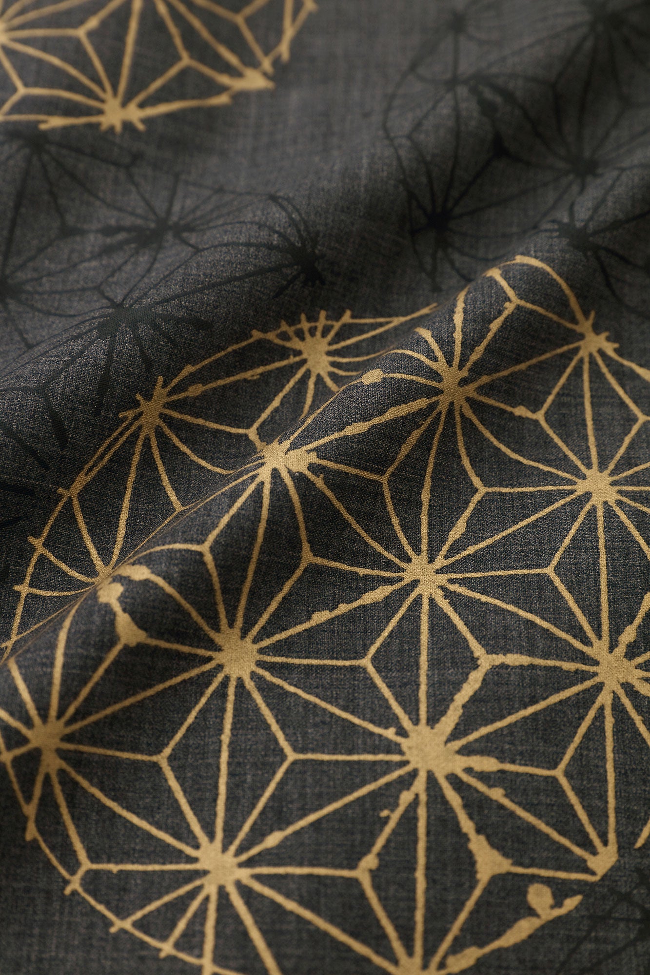 Combed Yarn Double V-neck Kimono Dress / Hemp-leaf Pattern Ink Color