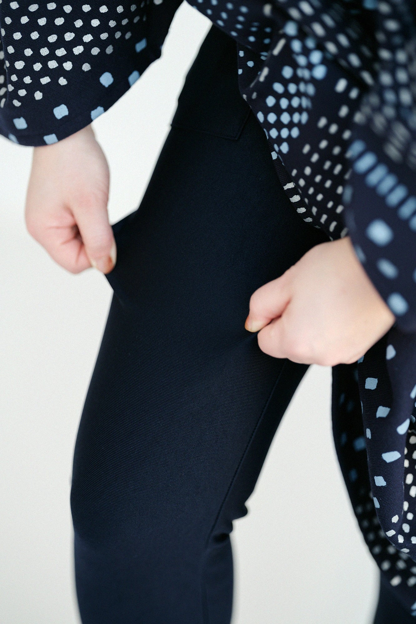 HEAT PERFORMA(R) Slim-type Leggings Pants / Dark Navy