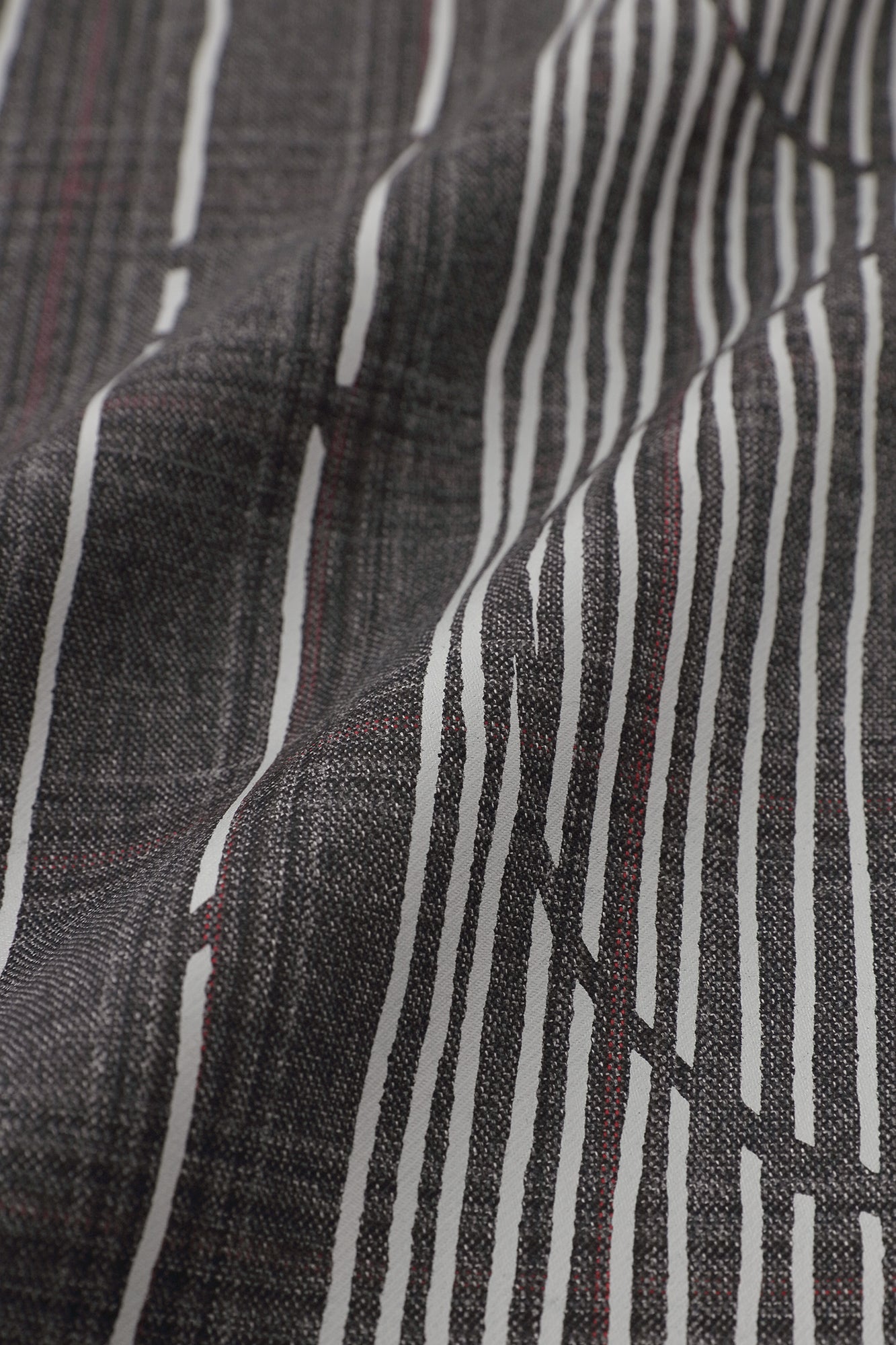 Combed Yarn Lattice Weave Kisaragi Poncho / Black×Hazelnut Color