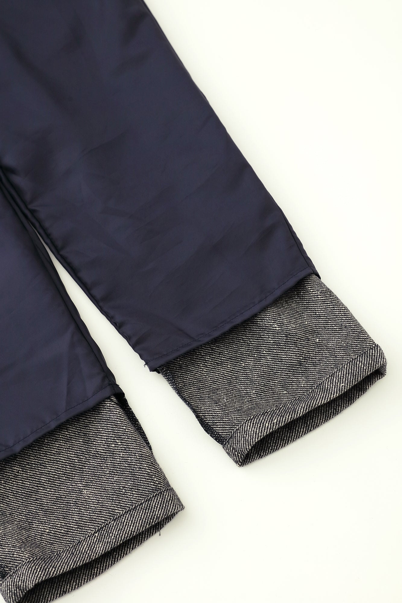 Linen, Silk and Wool Blend Nino Pleated Slim Monpe Pants / Dark Blue