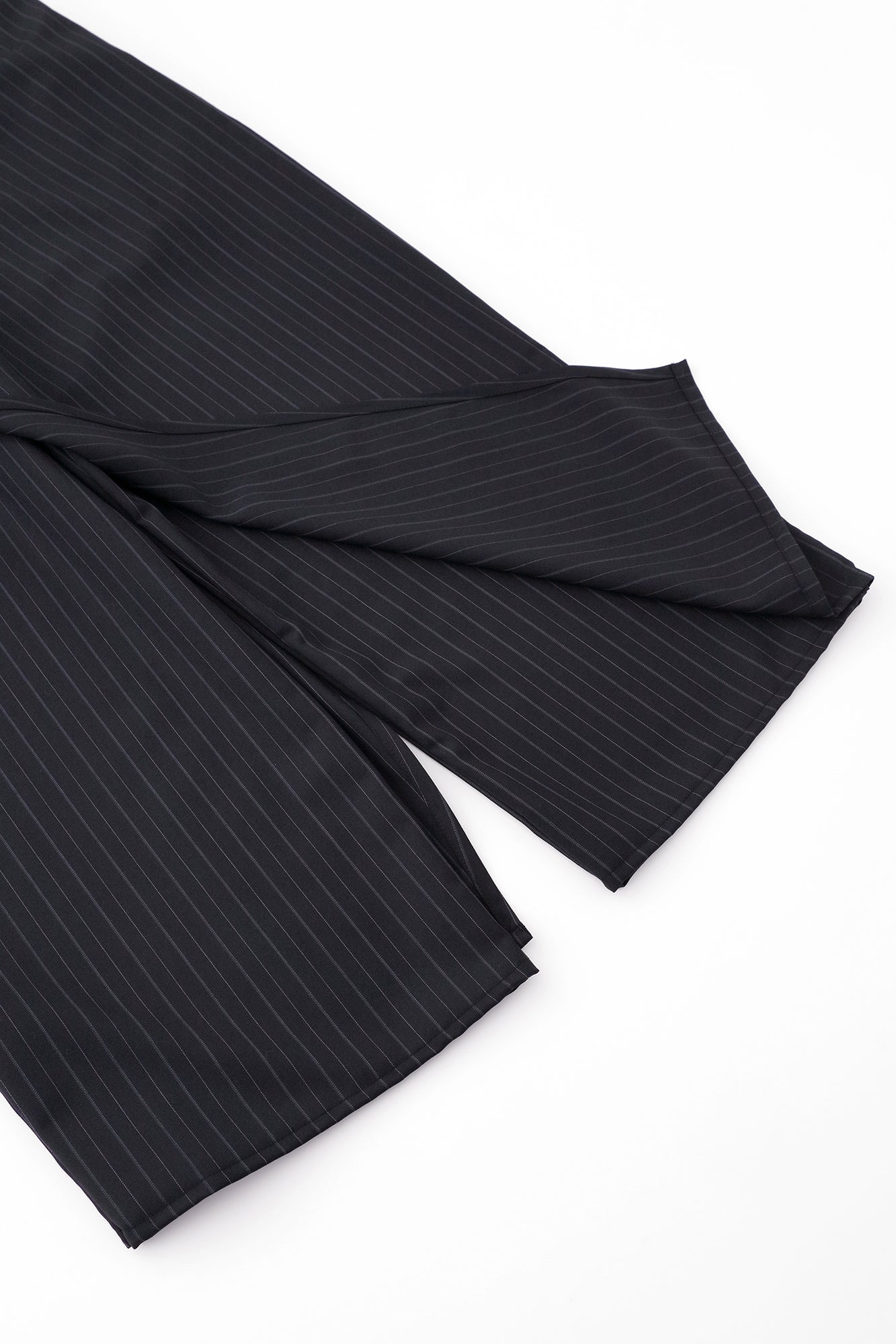 Combed Yarn Striped Wrap Hakama Pants / Dark Navy