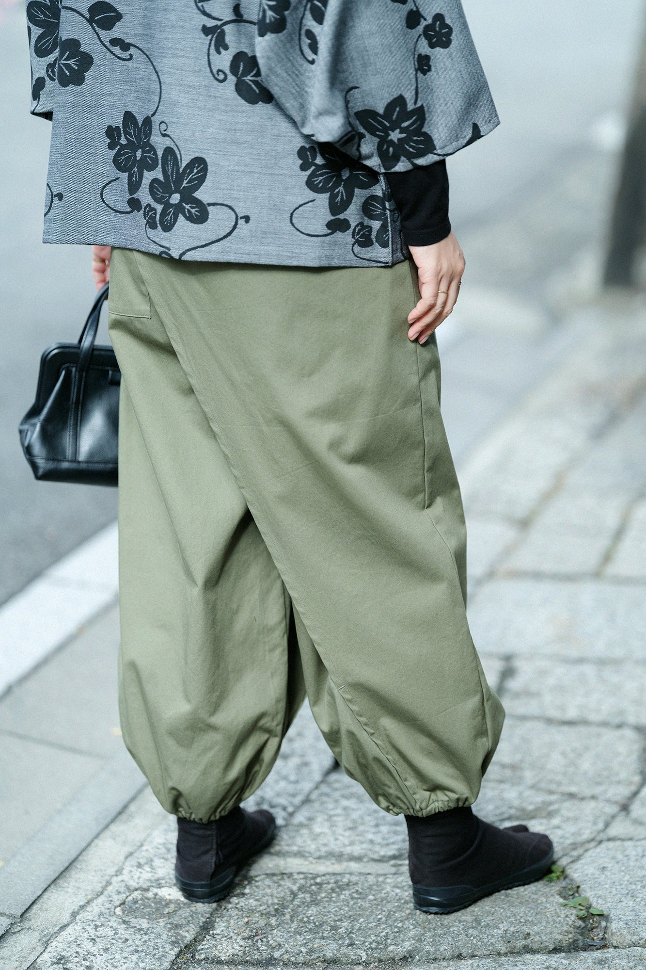 チノクロス 手柄寛衣下(たかみかんいした)/海松色(みるいろ)