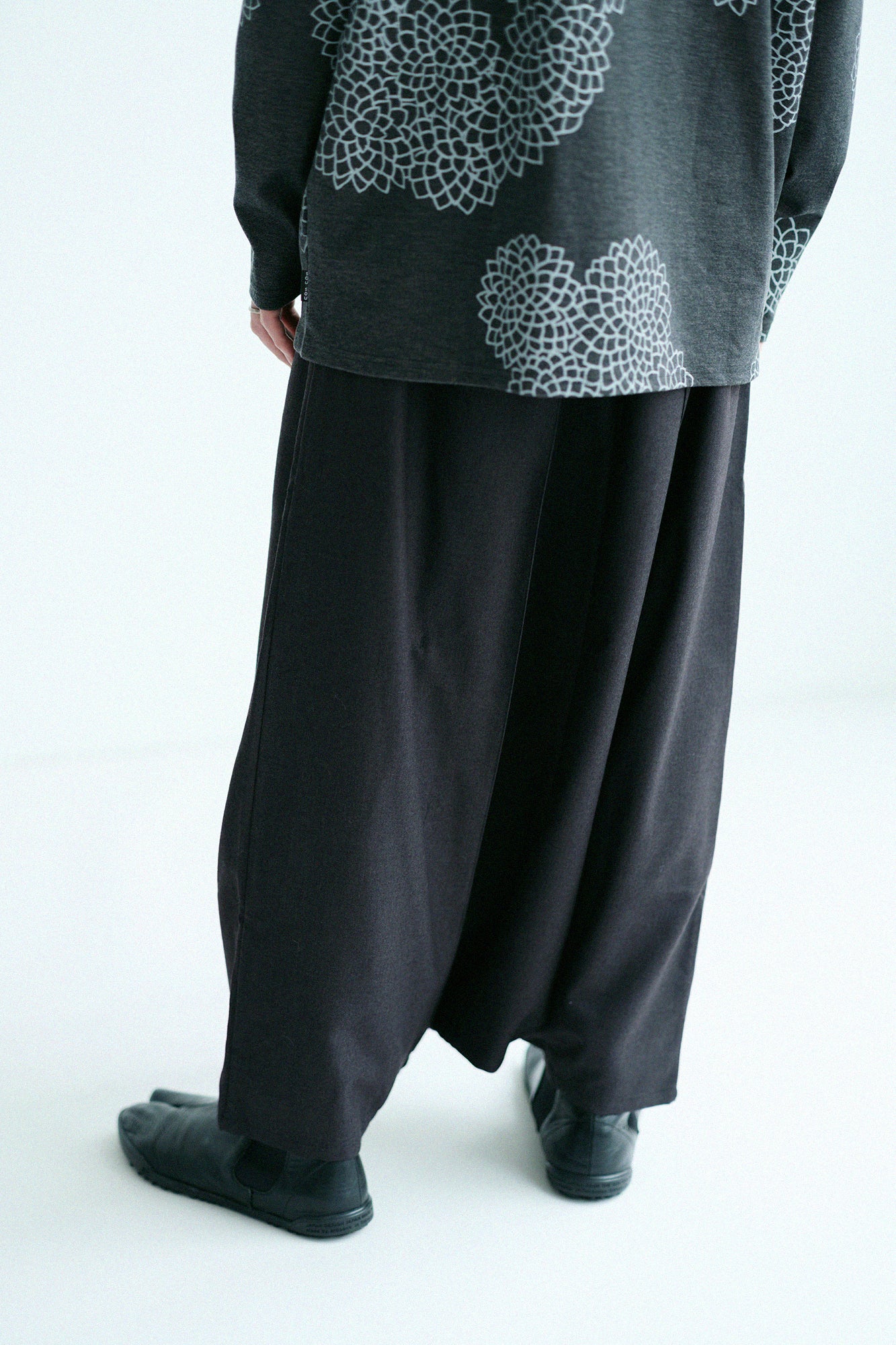 Super 100's Wool Hakama Fuji Pants / Black Oak Color
