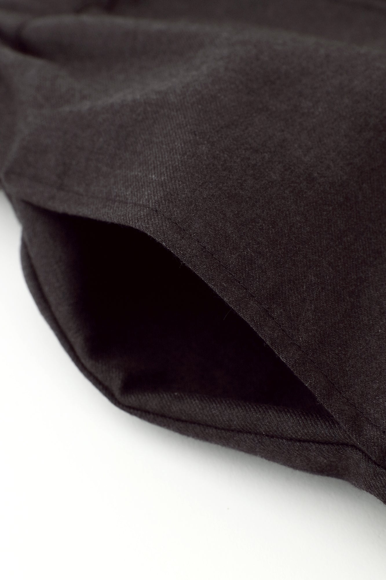 Super 100's Wool Hakama Fuji Pants / Black Oak Color