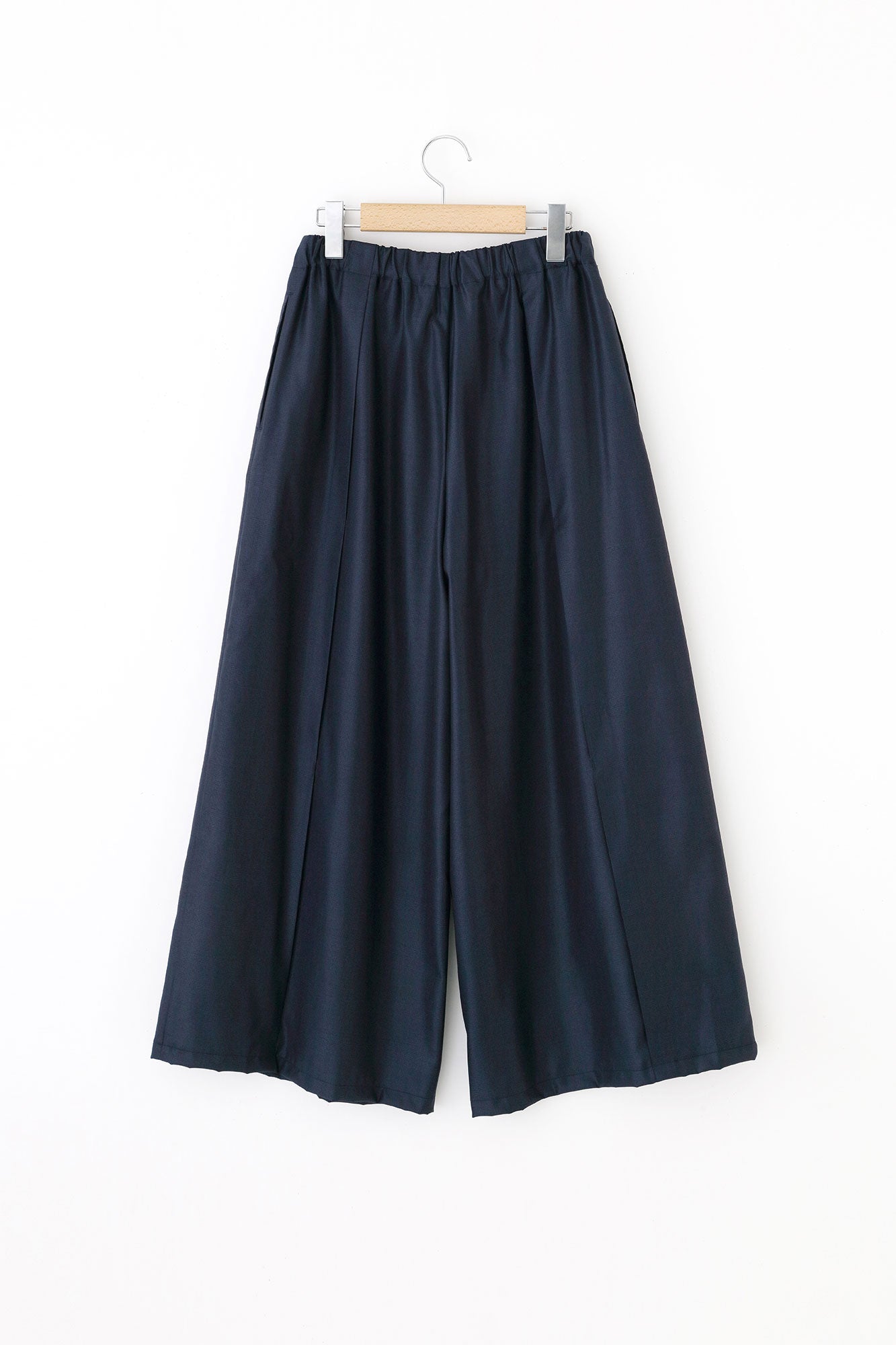 シルクウール 格子織(こうしおり) 一ノ襞(いちのひだ) 広形(ひろなり)もんぺ/濃紺(のうこん)