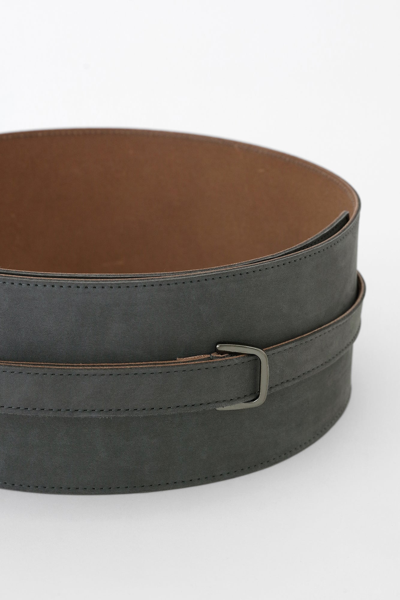 ヌバック 革帯 (かくたい)/鉛色(なまりいろ)