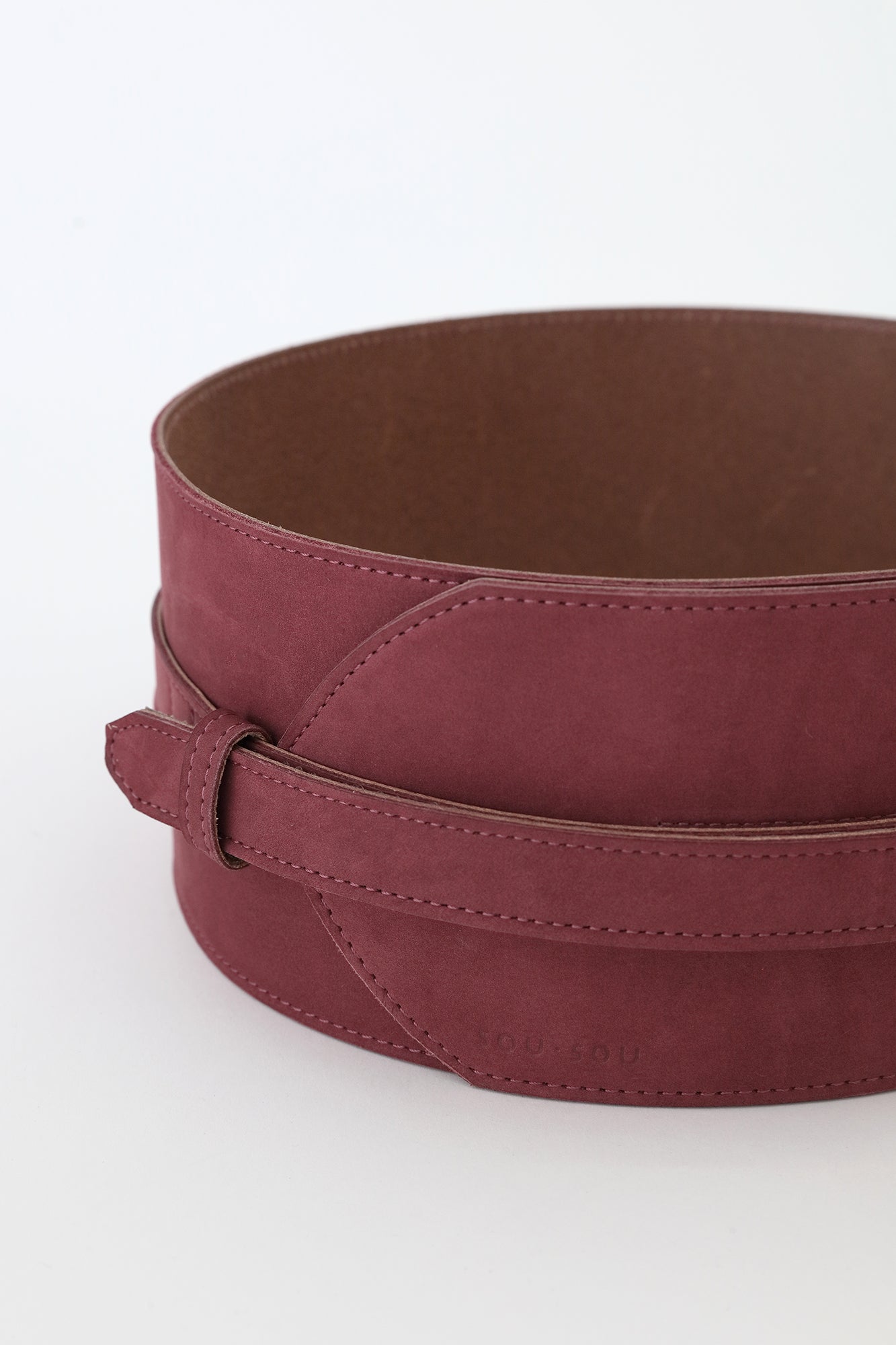 ヌバック 革帯 (かくたい)/臙脂色(えんじいろ)