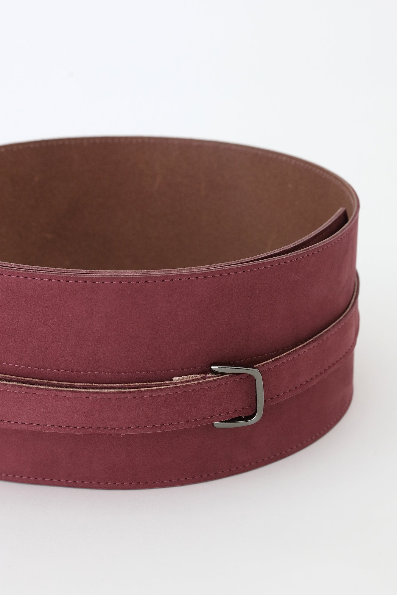 ヌバック 革帯 (かくたい)/臙脂色(えんじいろ)