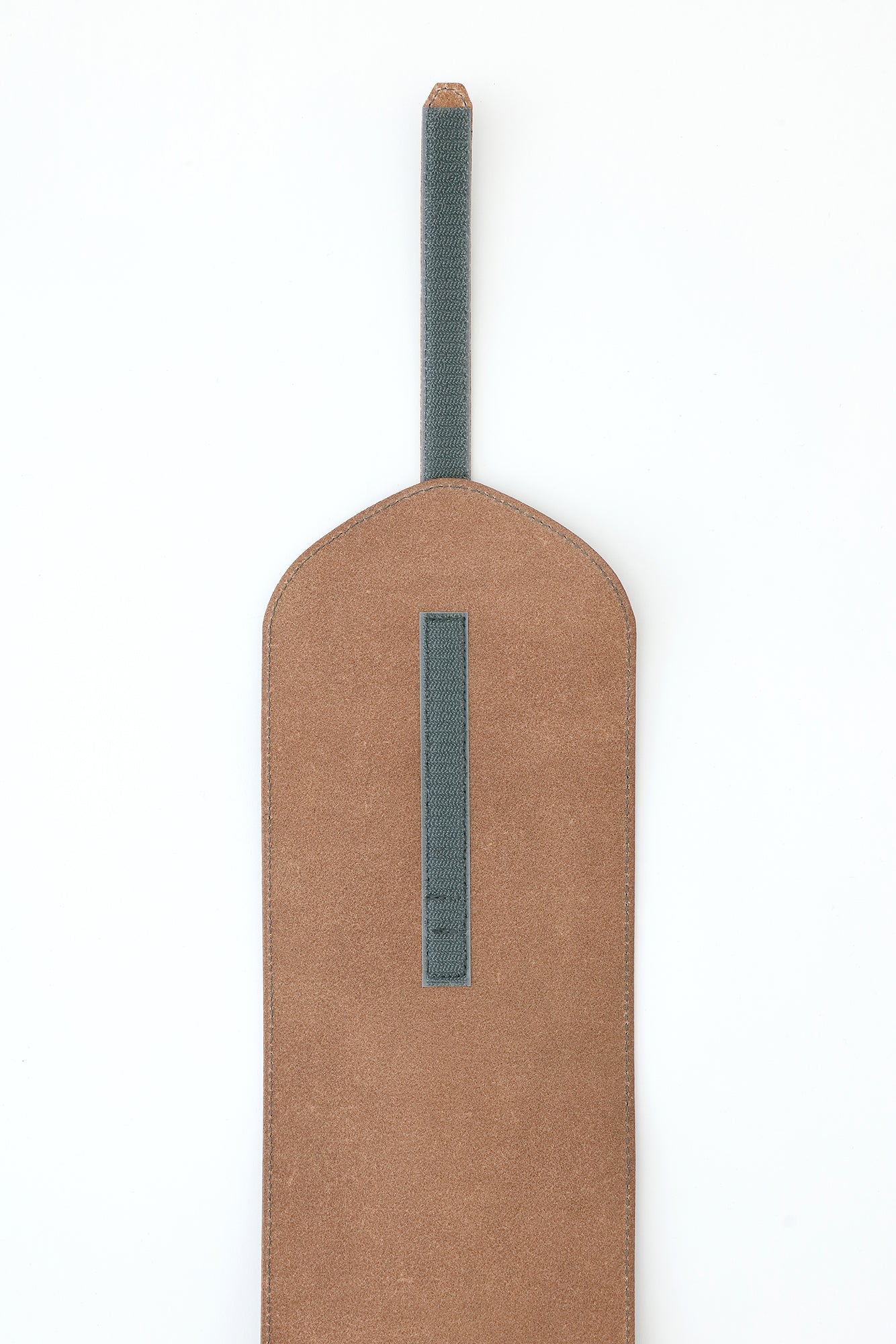 ヌバック 革帯(かくたい) おみな/鉛色(なまりいろ)