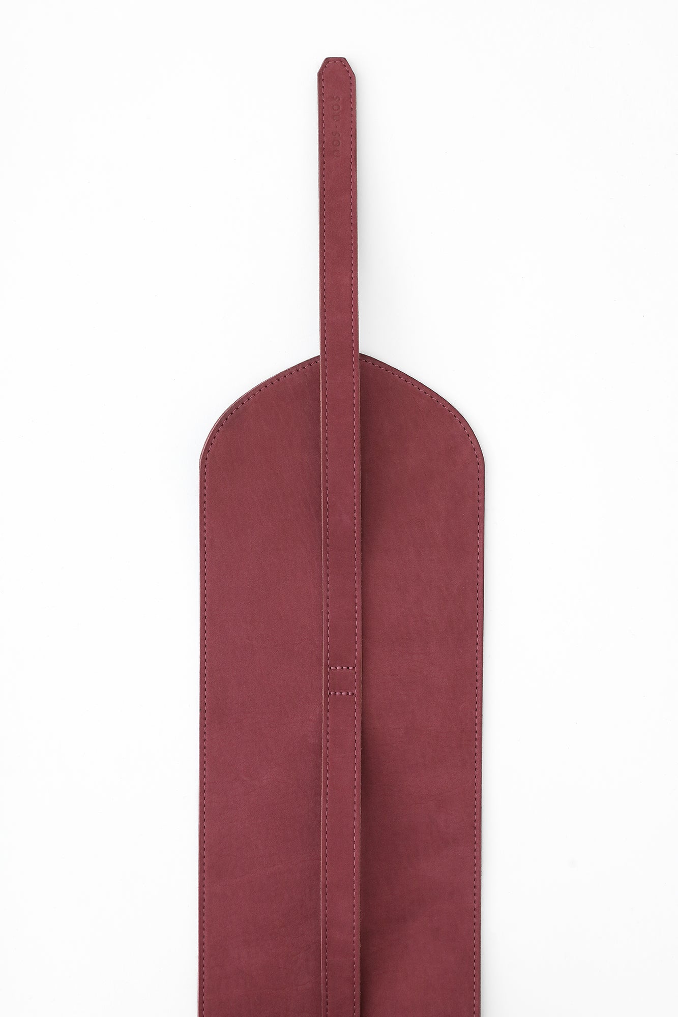 ヌバック 革帯 (かくたい)おみな 長尺(ちょうじゃく)/臙脂色(えんじいろ)