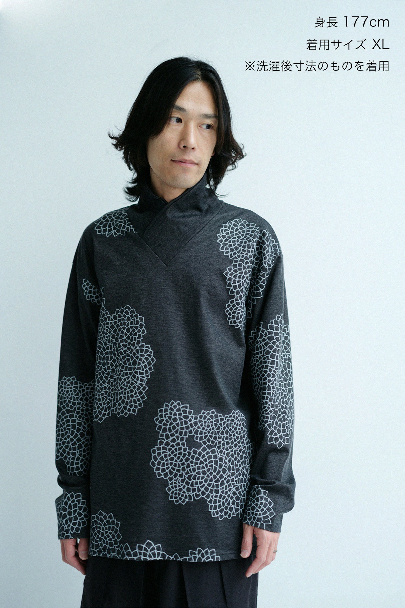 雙層 半衿秋聲 高領上衣/雲間菊 墨黒色