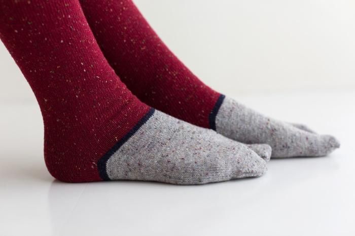 Bi-color Wool Tabi Socks (Under Knee)/Dark Red【Women Size Only】
